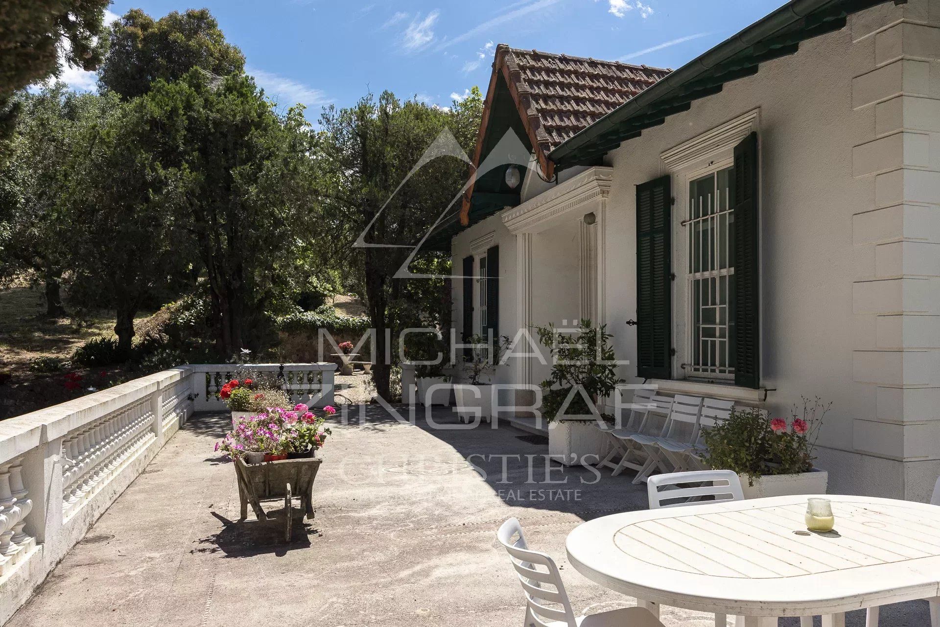 rumah dalam Cannes, Alpes-Maritimes 12664400