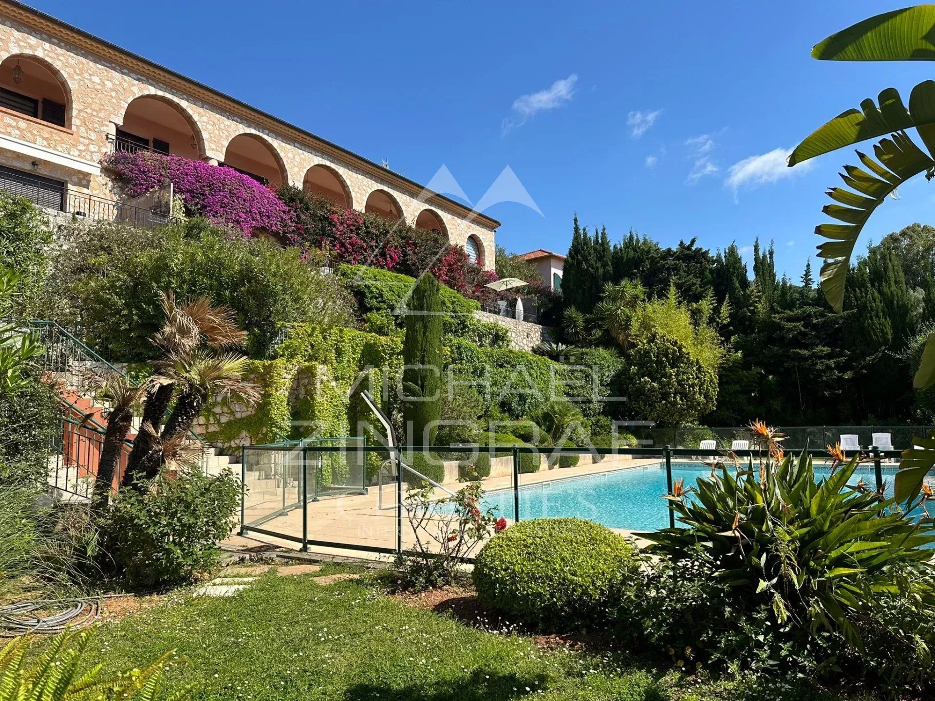 Condominium in Villefranche-sur-Mer, Alpes-Maritimes 12664424