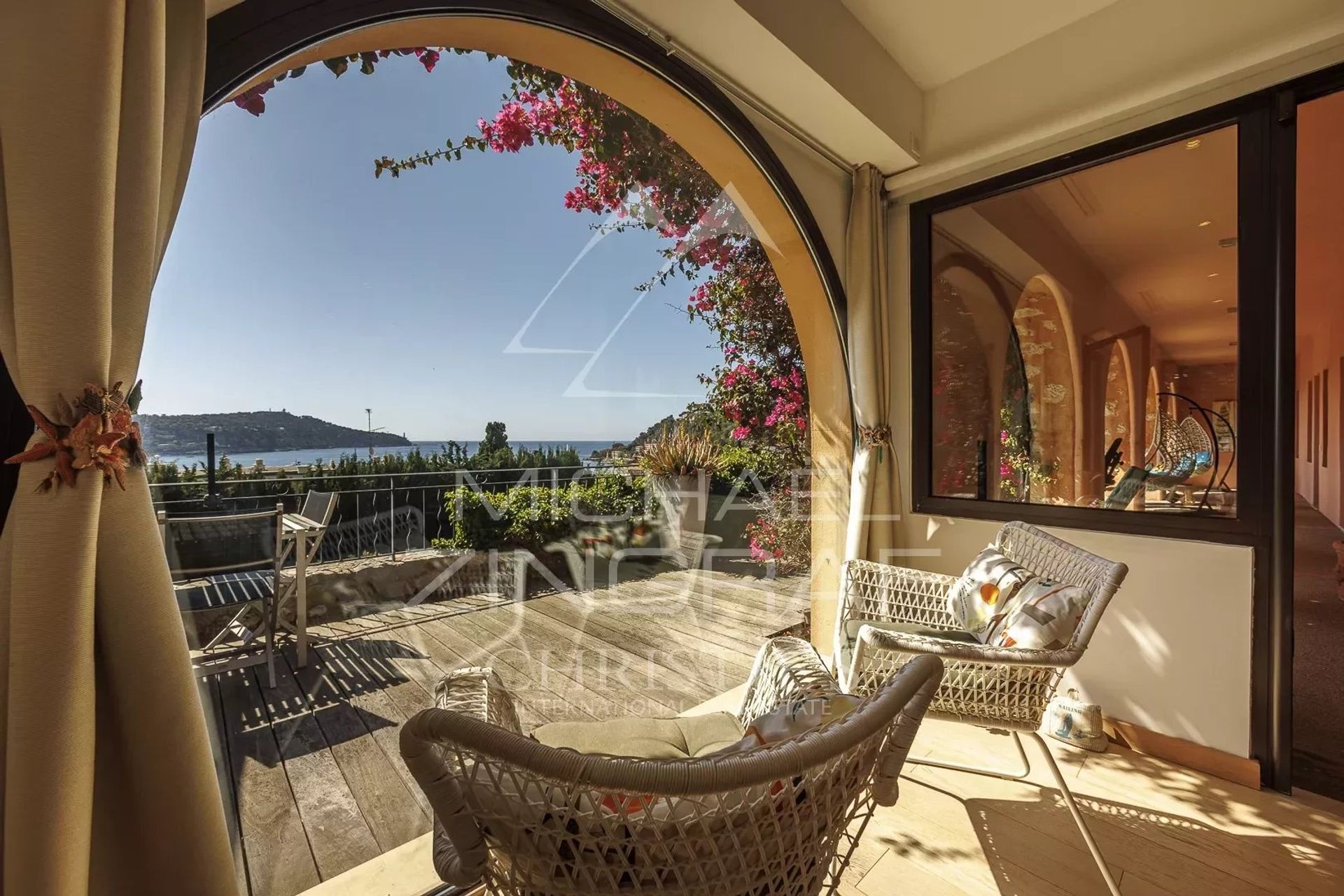 Condominium in Villefranche-sur-Mer, Alpes-Maritimes 12664424