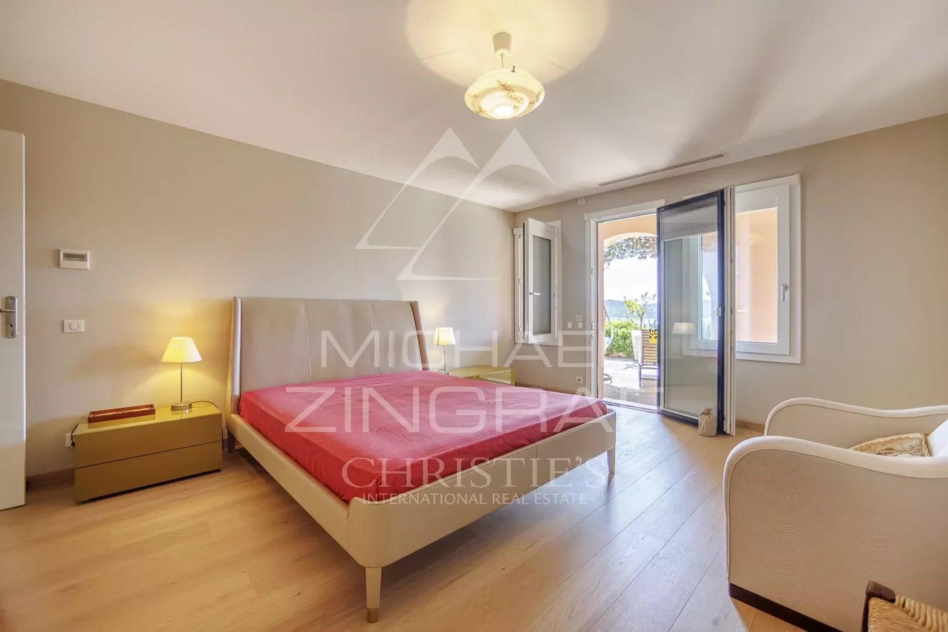 Condominium in Villefranche-sur-Mer, Alpes-Maritimes 12664424