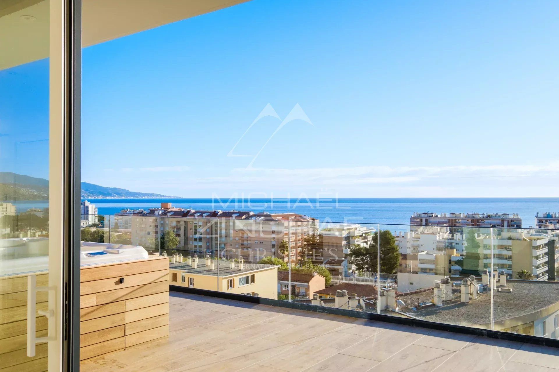 Residential in Roquebrune-Cap-Martin, Alpes-Maritimes 12664426