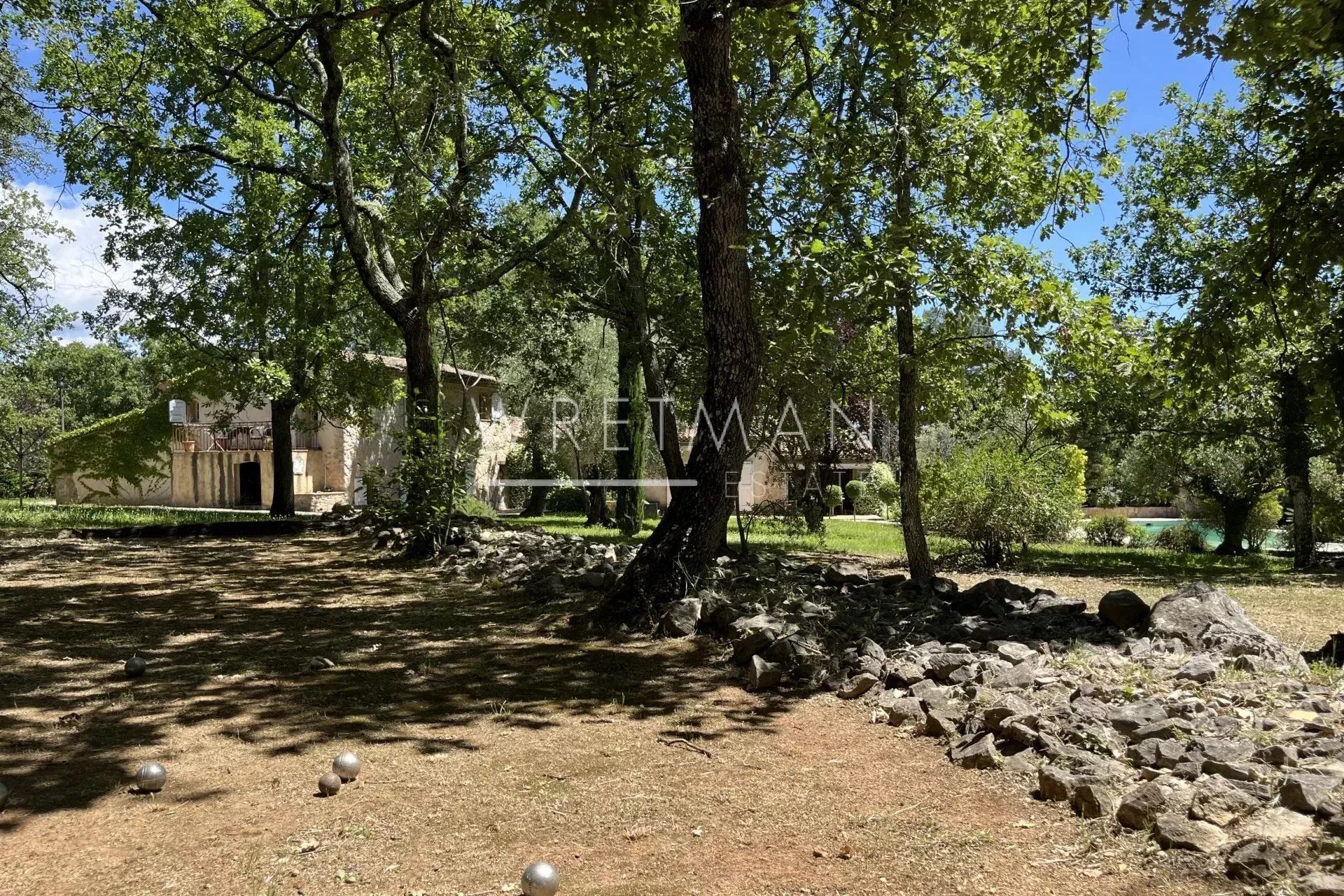 Rumah di Saint-Paul-en-Forêt, Var 12664533