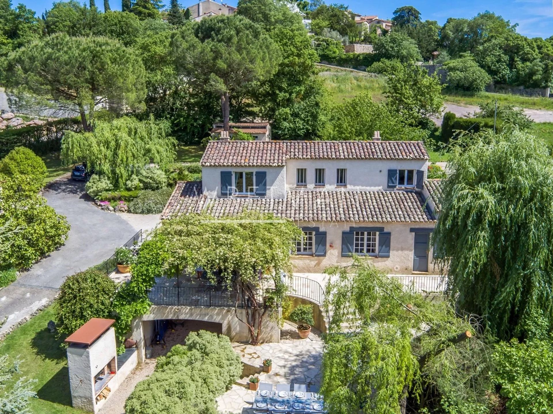 Yang lain dalam Saint-Paul-en-Forêt, Var 12664535