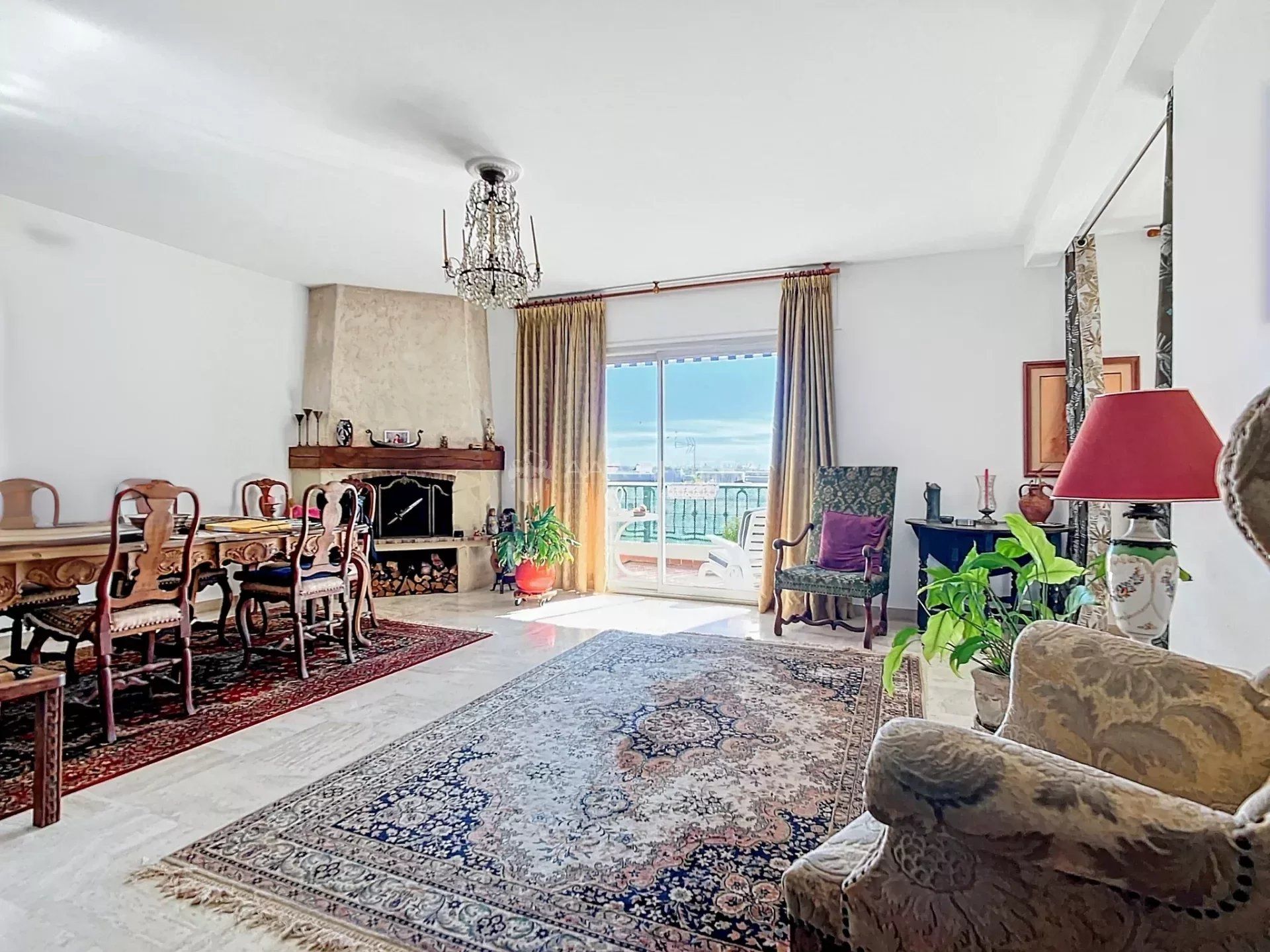 Кондоминиум в Antibes, Alpes-Maritimes 12664543