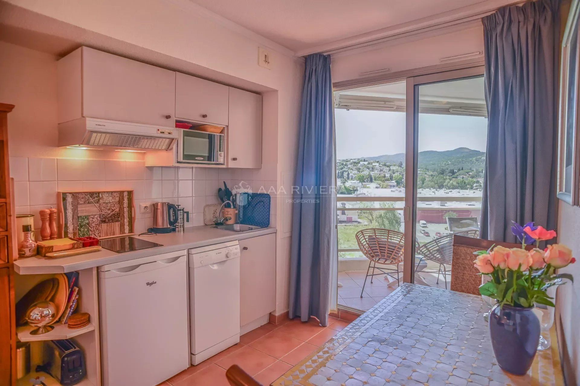 Condominium dans Mandelieu-la-Napoule, Alpes-Maritimes 12664544