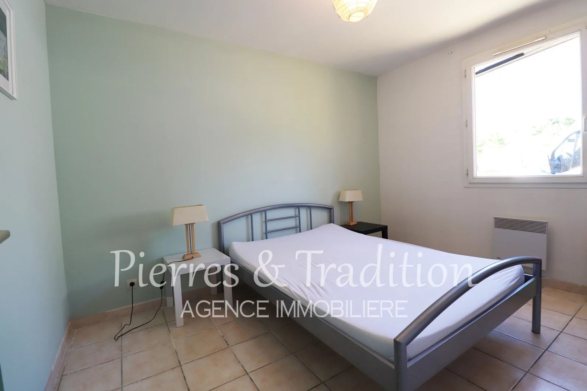 loger dans Simiane-la-Rotonde, Alpes-de-Haute-Provence 12664570