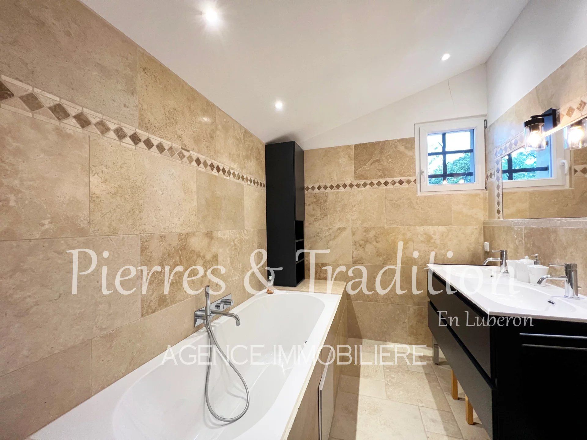 casa en Murs, Vaucluse 12664576