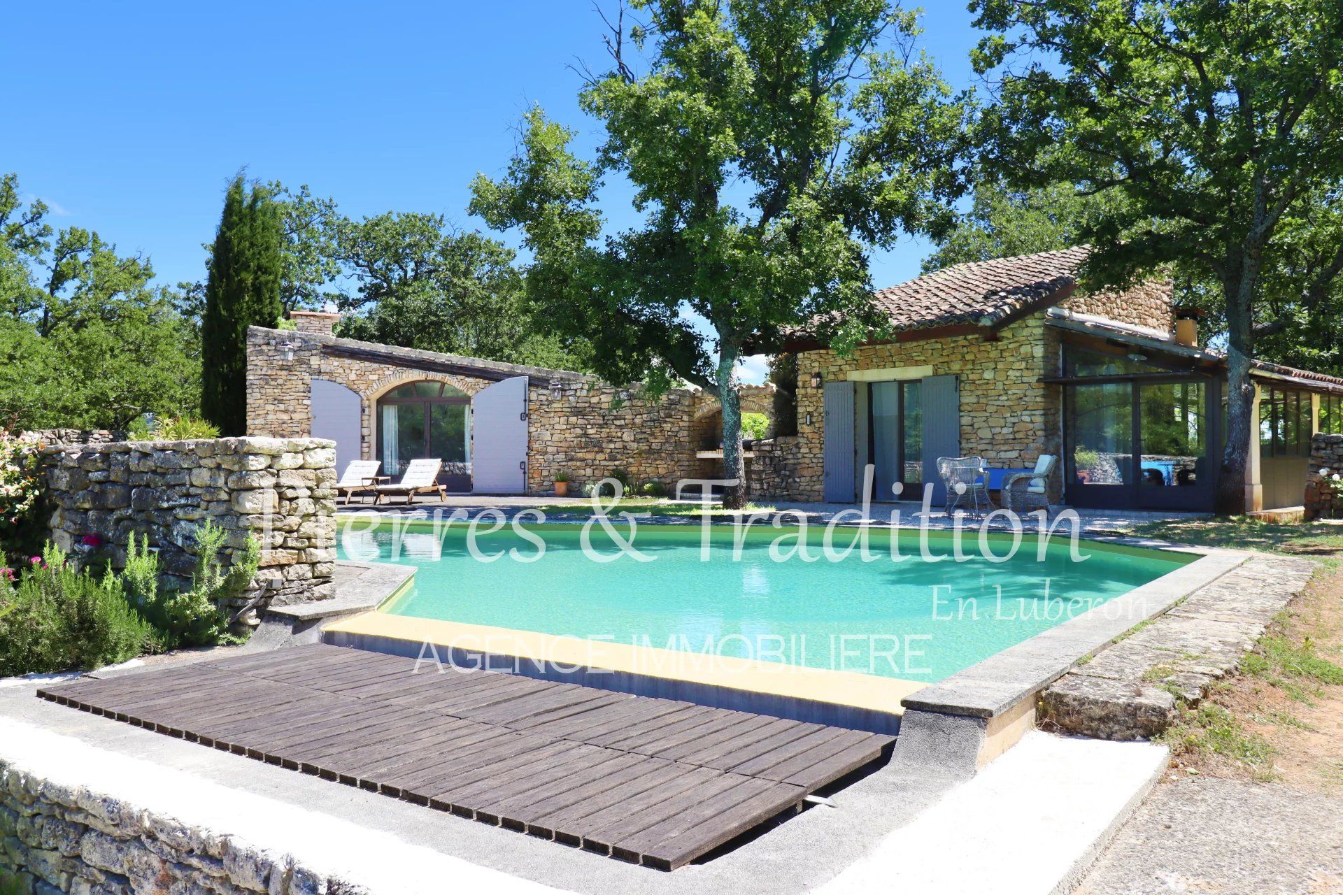 Casa nel Saint-Martin-de-Castillon, Vaucluse 12664579