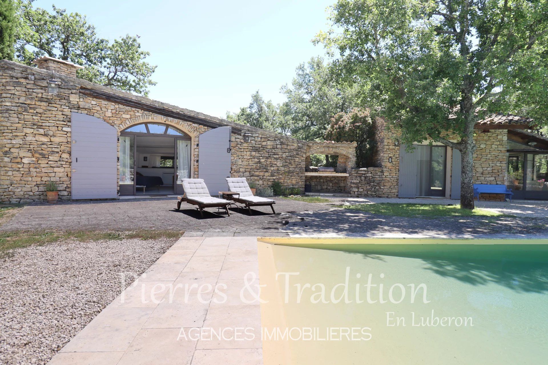 Casa nel Saint-Martin-de-Castillon, Vaucluse 12664579