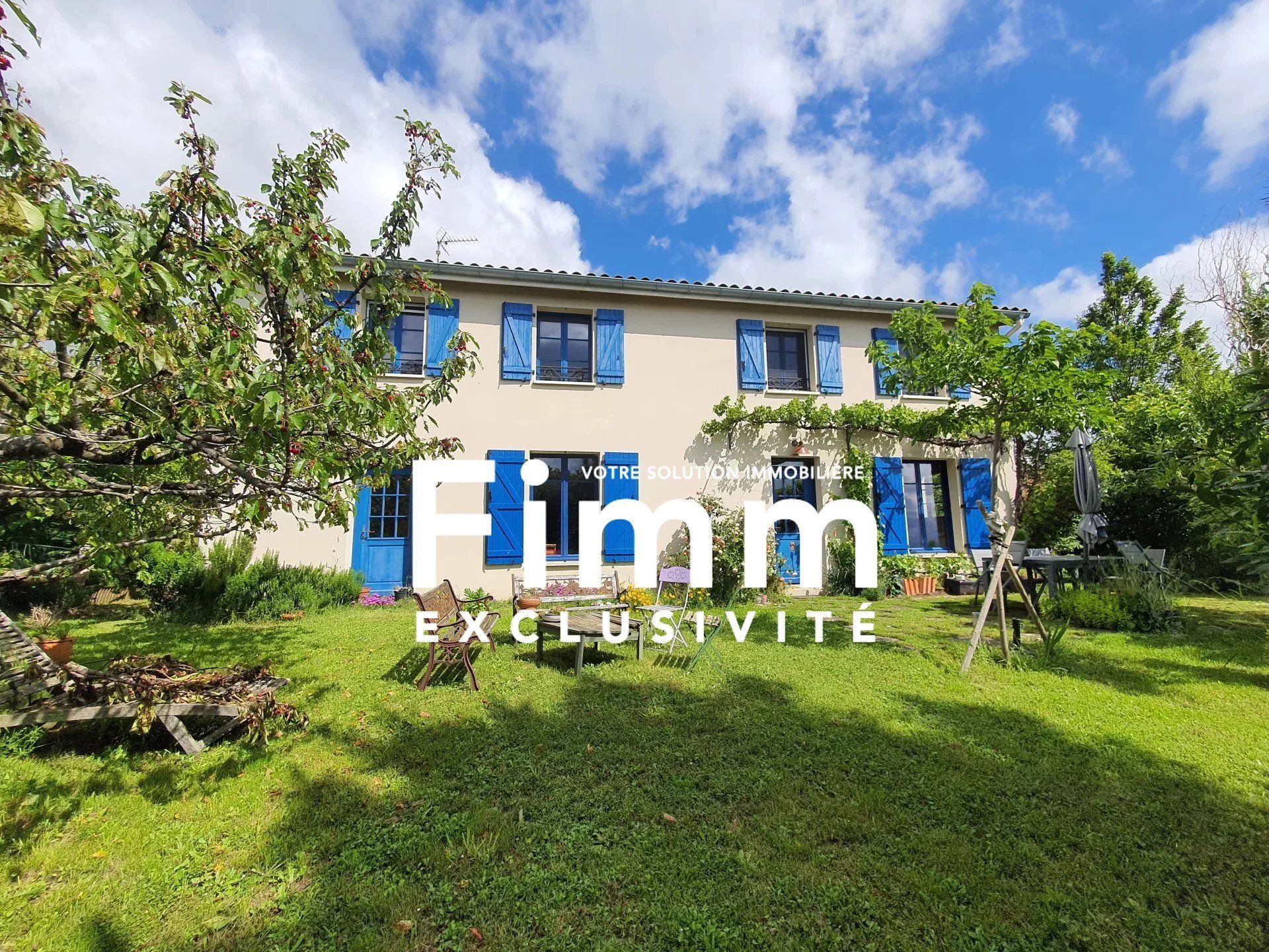 Residencial en Véranne, Loire 12664605