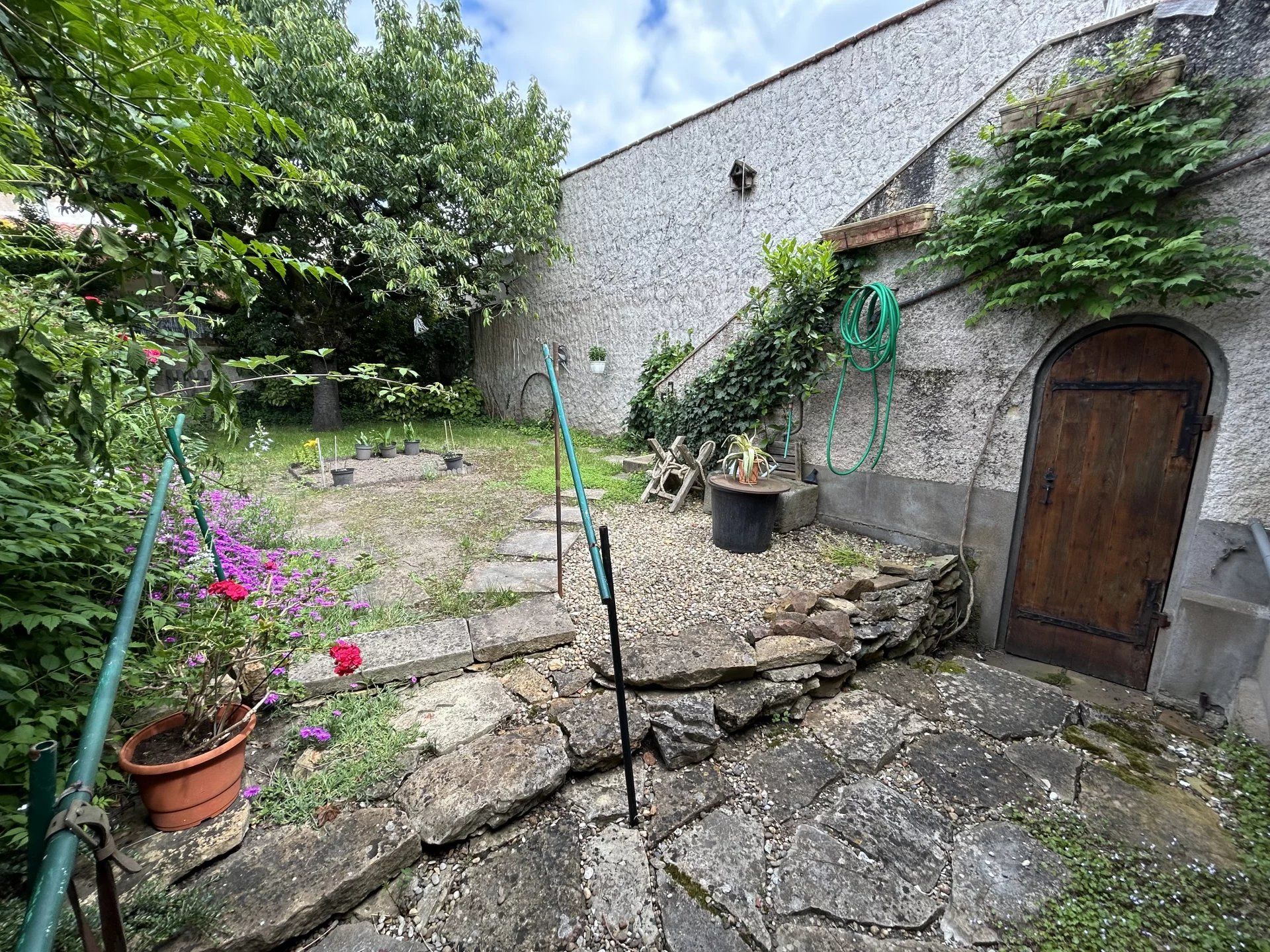 Plusieurs maisons dans Villefranche-sur-Saône, Rhône 12664654