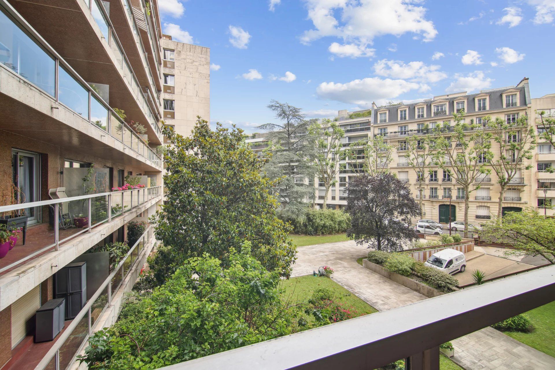 Condominio nel Neuilly-sur-Seine, Hauts-de-Seine 12664753