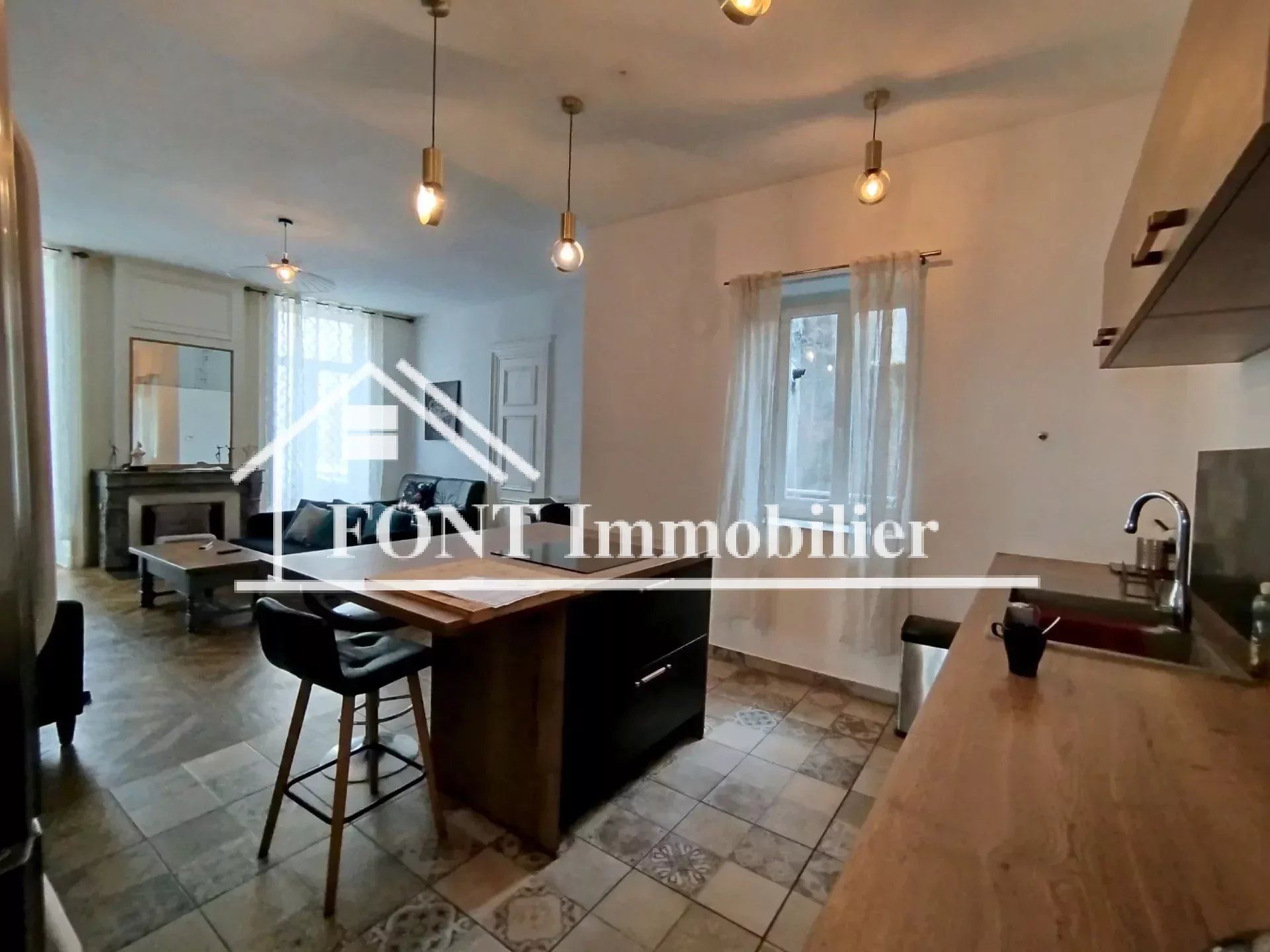 Condominium in Sint-Chamond, Auvergne-Rhône-Alpes 12664787