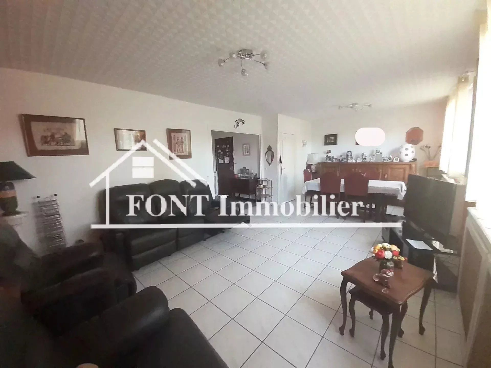 Condominio en Saint-Chamond, Loire 12664791