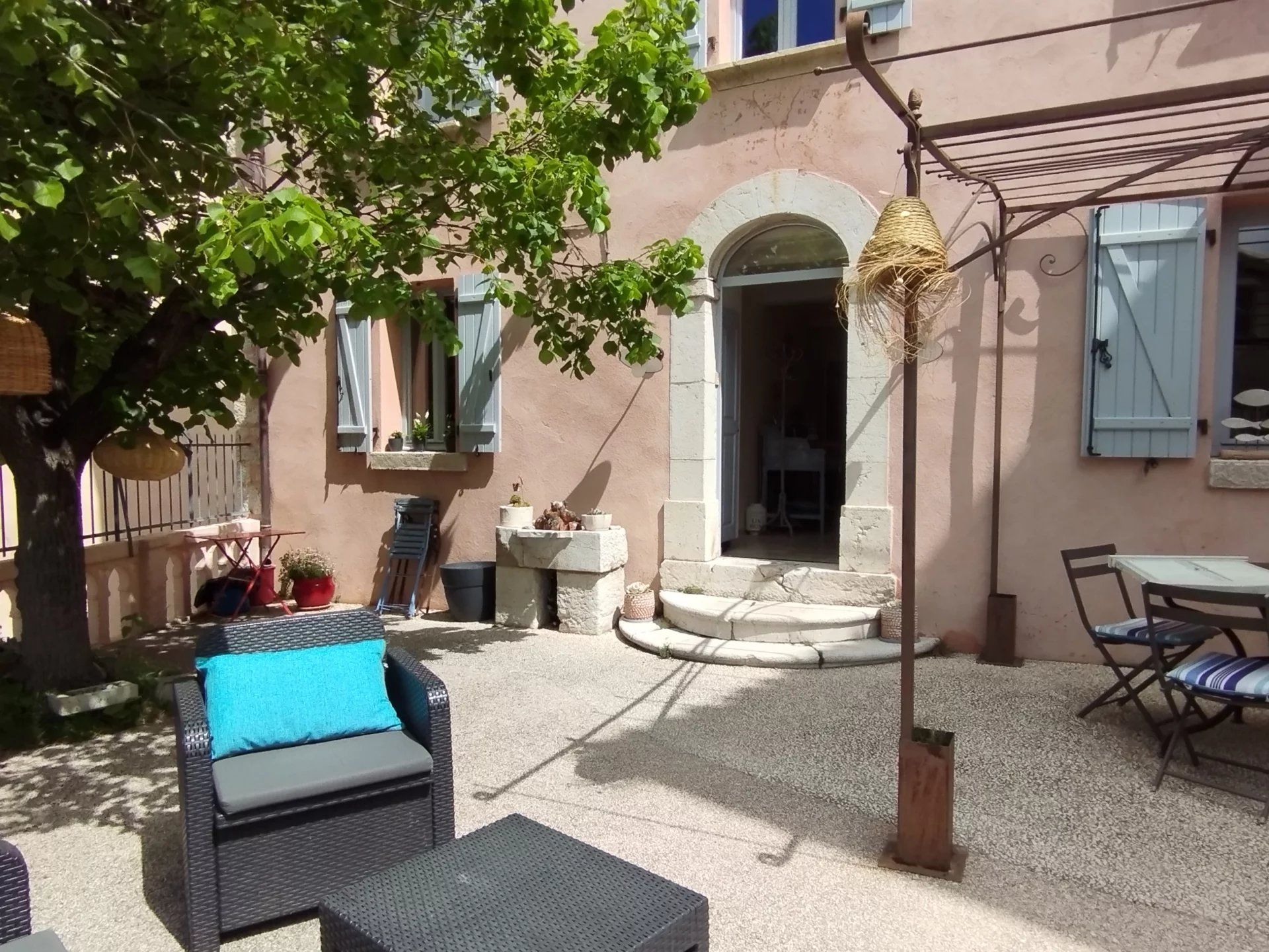 Hus i Coursegoules, Alpes-Maritimes 12664828