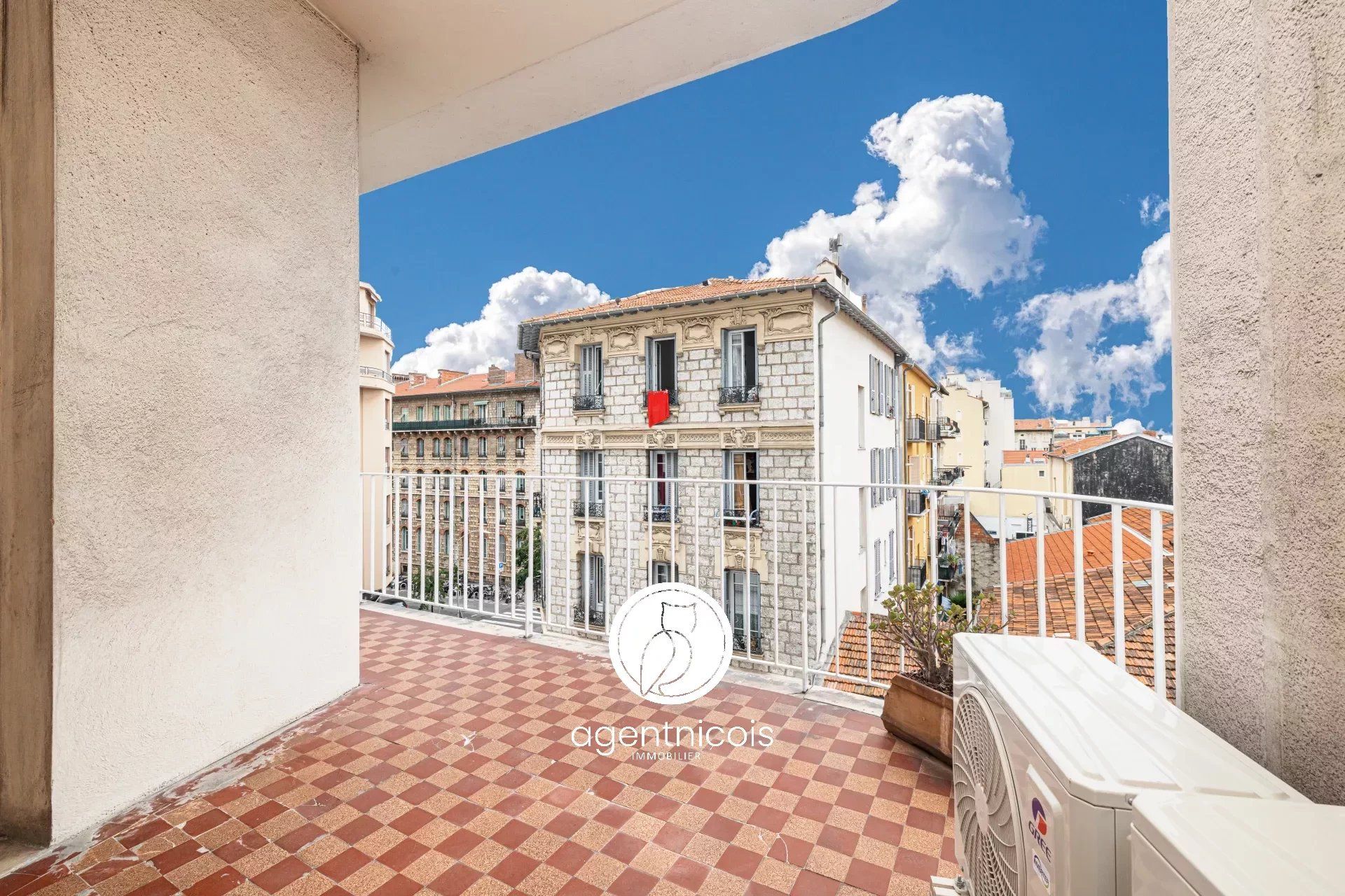 Condominium in Nice, Alpes-Maritimes 12664858