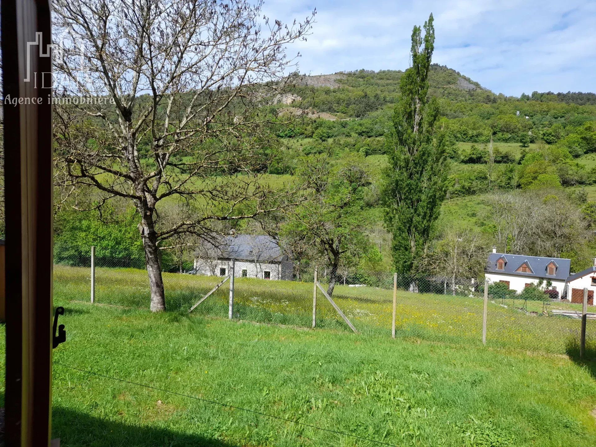 beboelse i Saint-Saturnin, Lozère 12664916