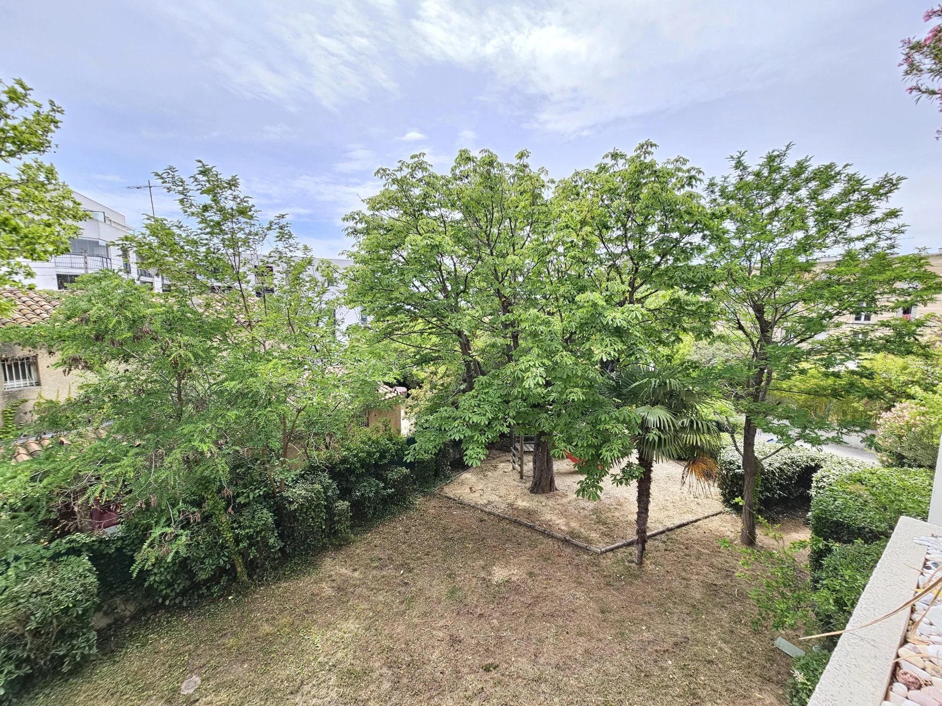 公寓 在 Beaumont, Provence-Alpes-Cote d'Azur 12665000