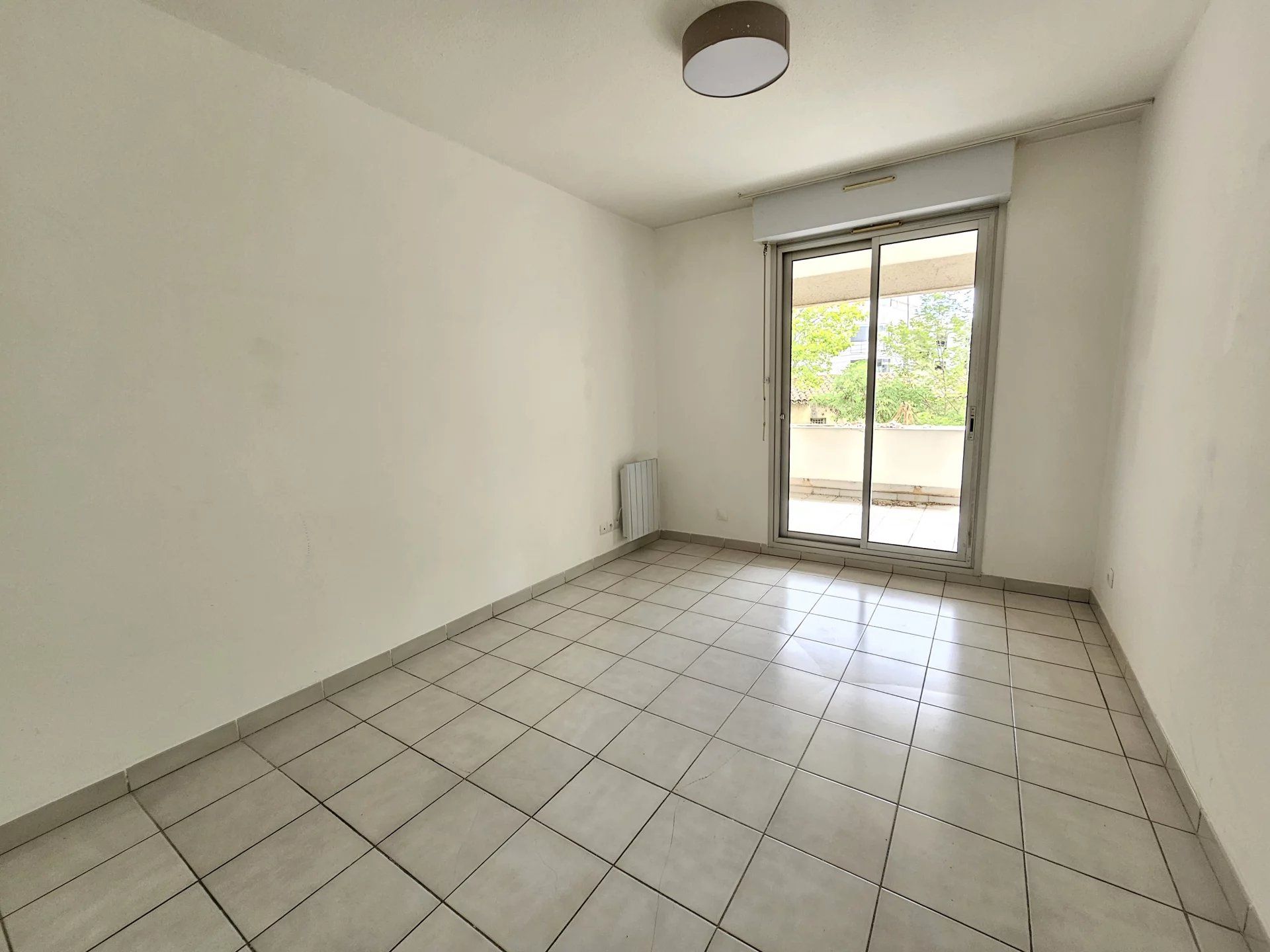 Кондоминиум в Marseille 12ème, Bouches-du-Rhône 12665000