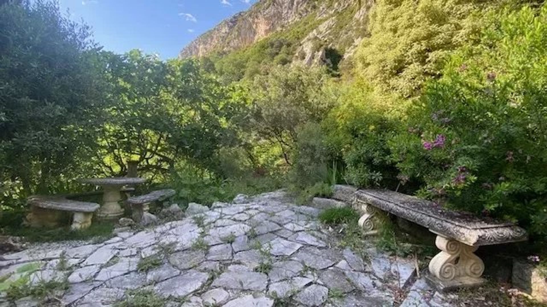 σπίτι σε Castellar, Alpes-Maritimes 12665217