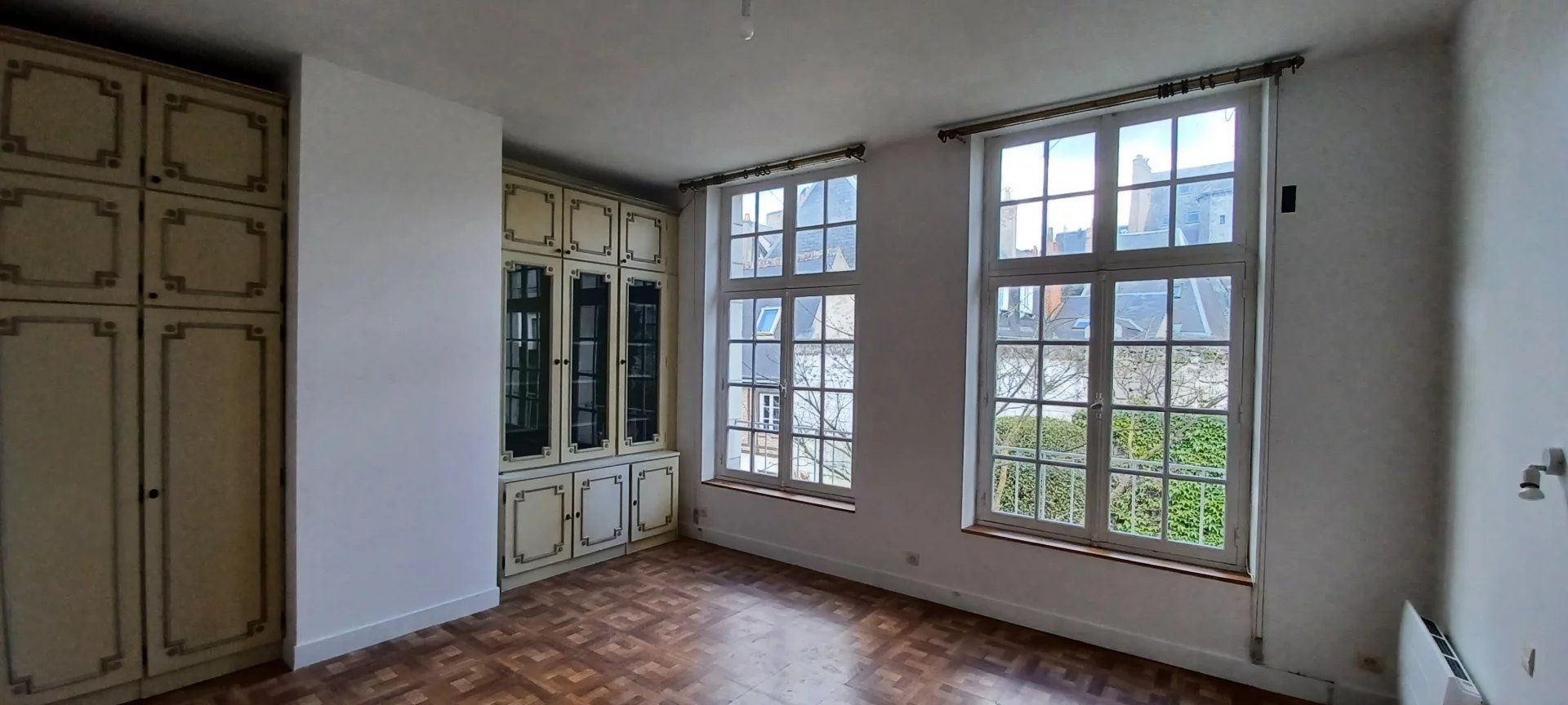 Condominium in Tours, Indre-et-Loire 12665366