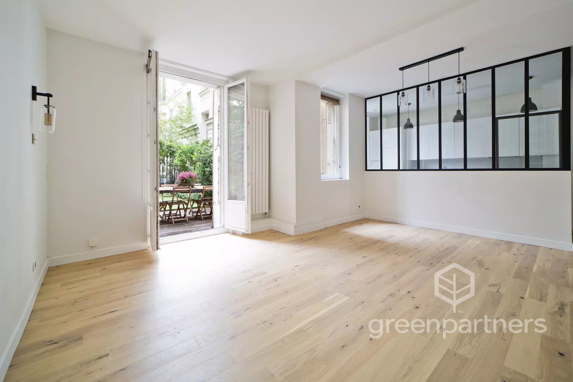 Condominium in Neuilly-sur-Seine, Ile-de-France 12665454