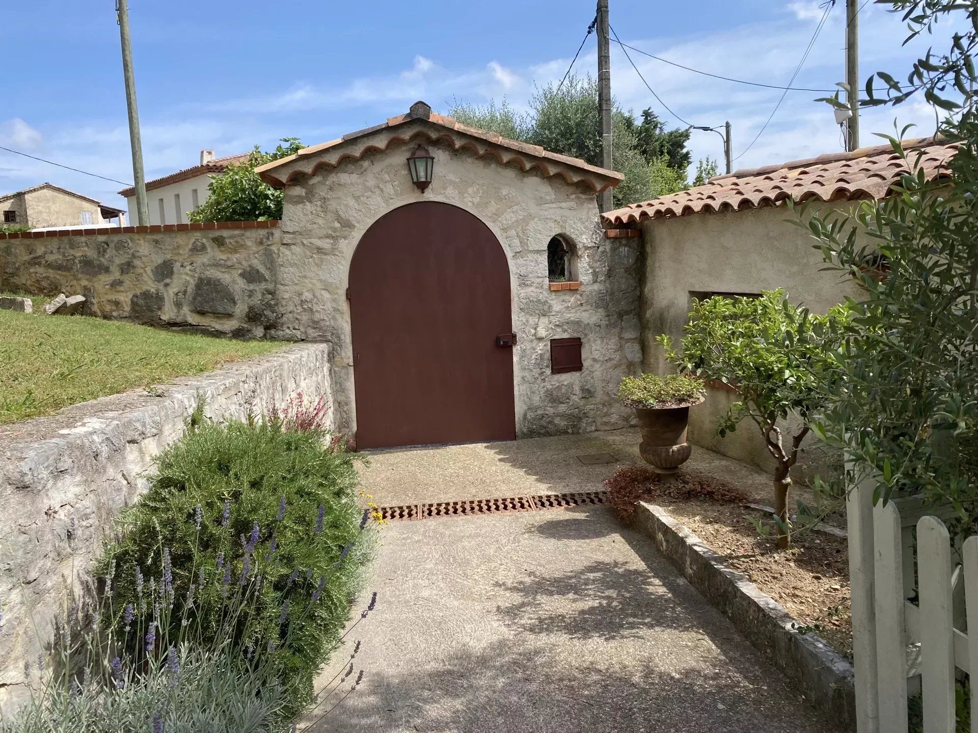 жилой дом в Saint-Paul-de-Vence, Alpes-Maritimes 12665489