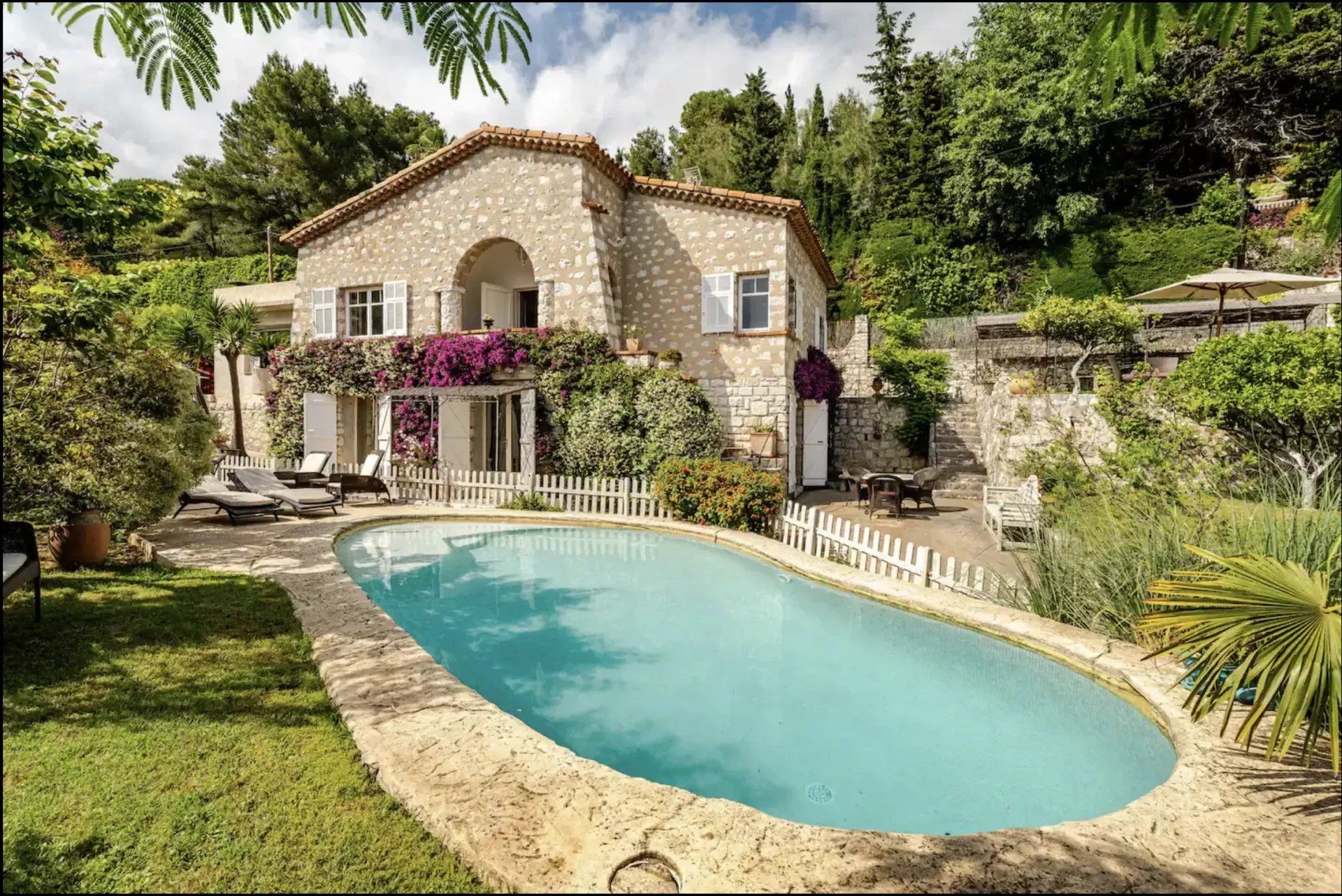 жилой дом в Saint-Paul-de-Vence, Alpes-Maritimes 12665489