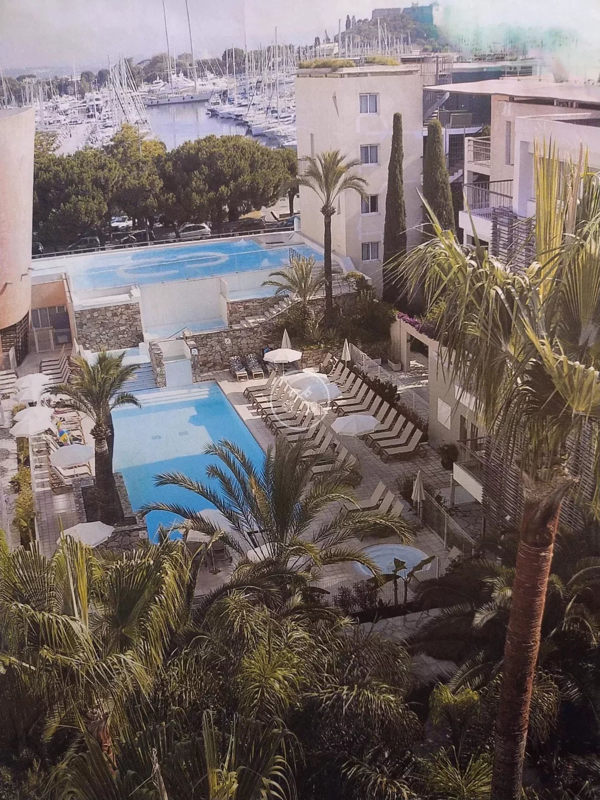 Condominio en Antibes, Provenza-Alpes-Costa Azul 12665645