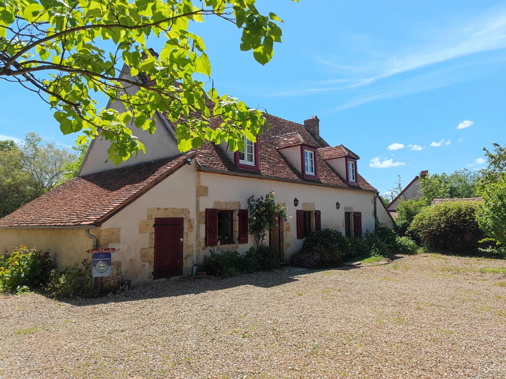 rumah dalam Devay, Nièvre 12665720