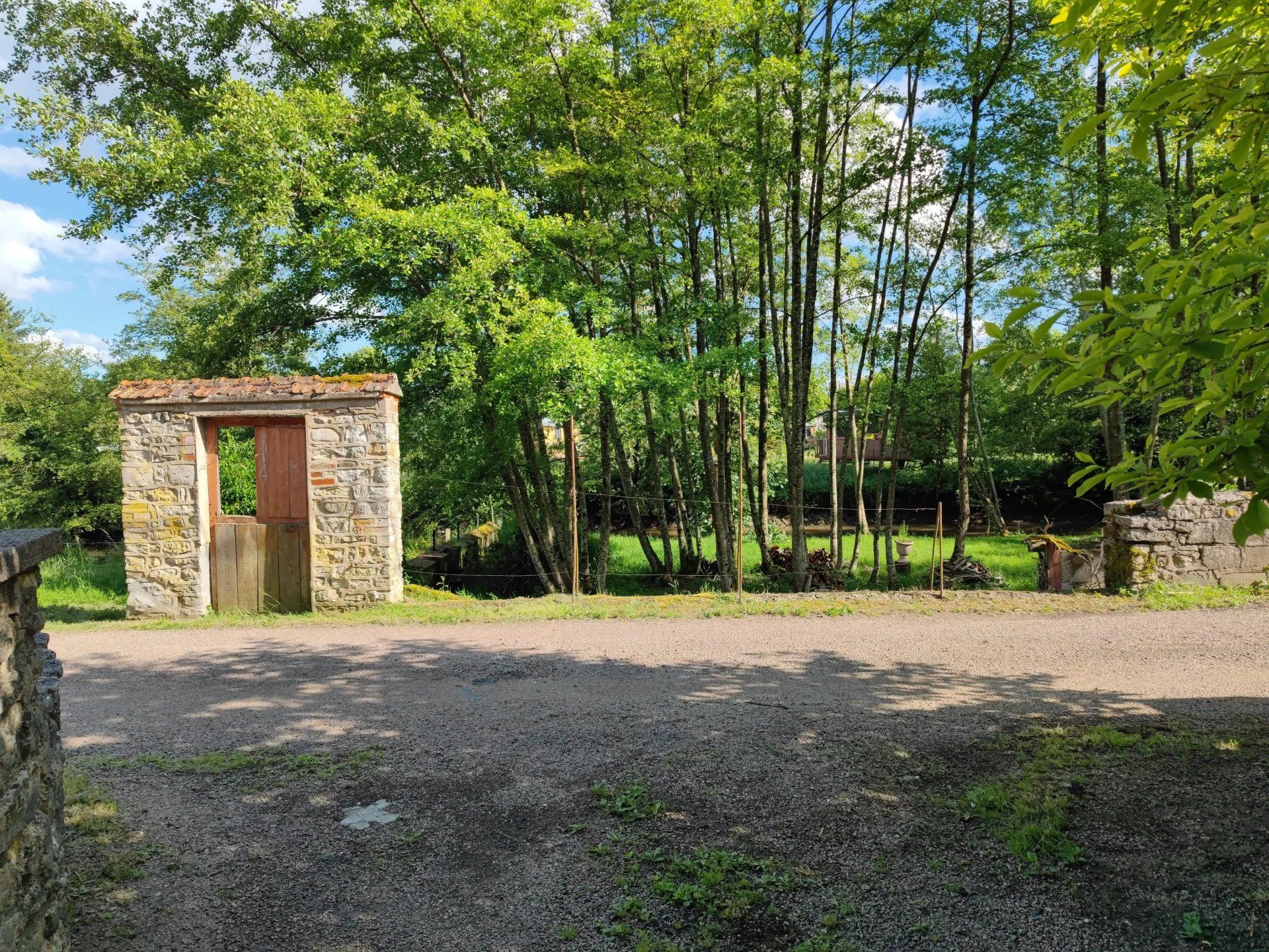 casa no Châtillon-en-Bazois, Nièvre 12665721