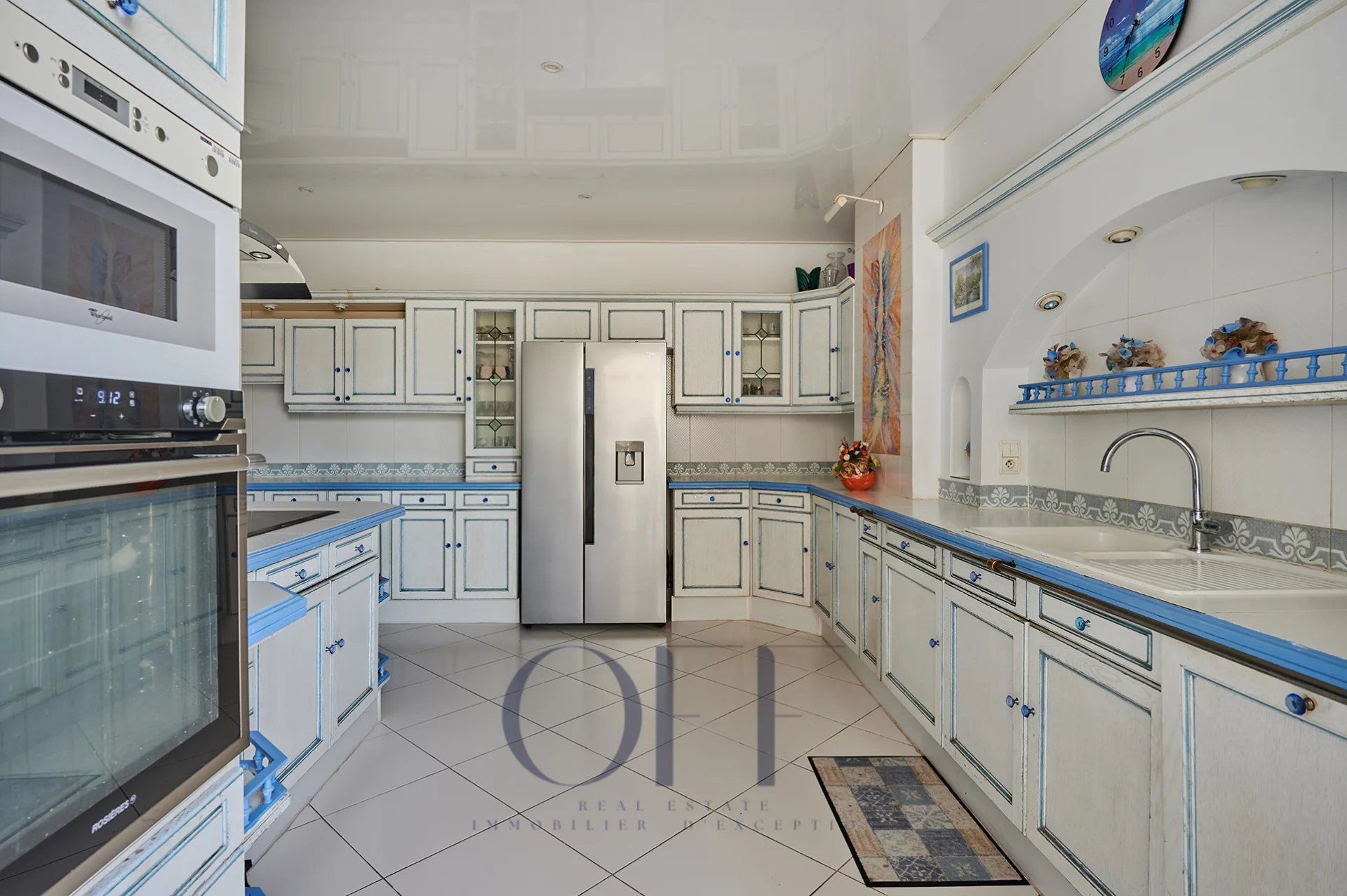 Кондоминиум в Marseille 8ème, Bouches-du-Rhône 12665804