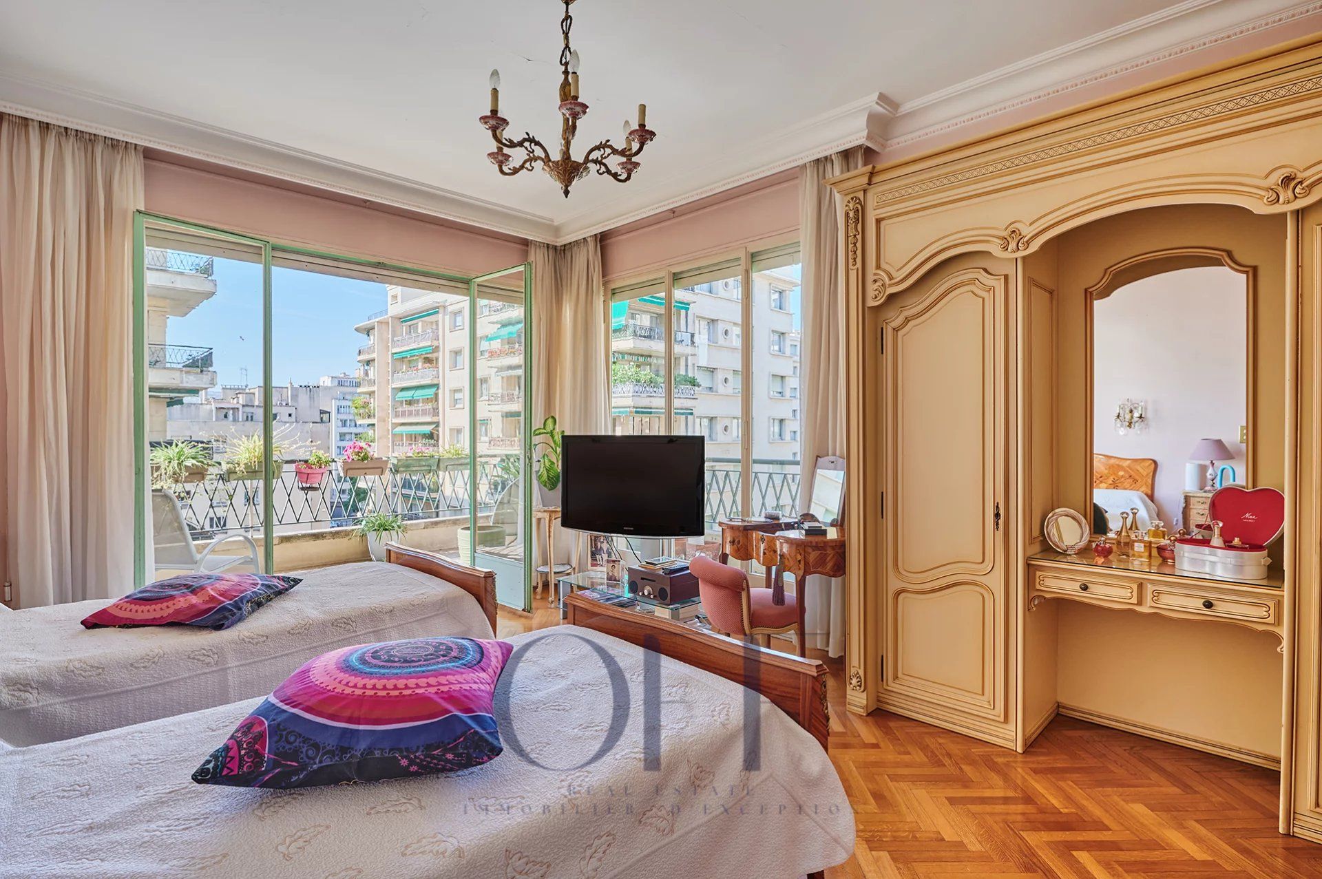 Кондоминиум в Marseille 8ème, Bouches-du-Rhône 12665804