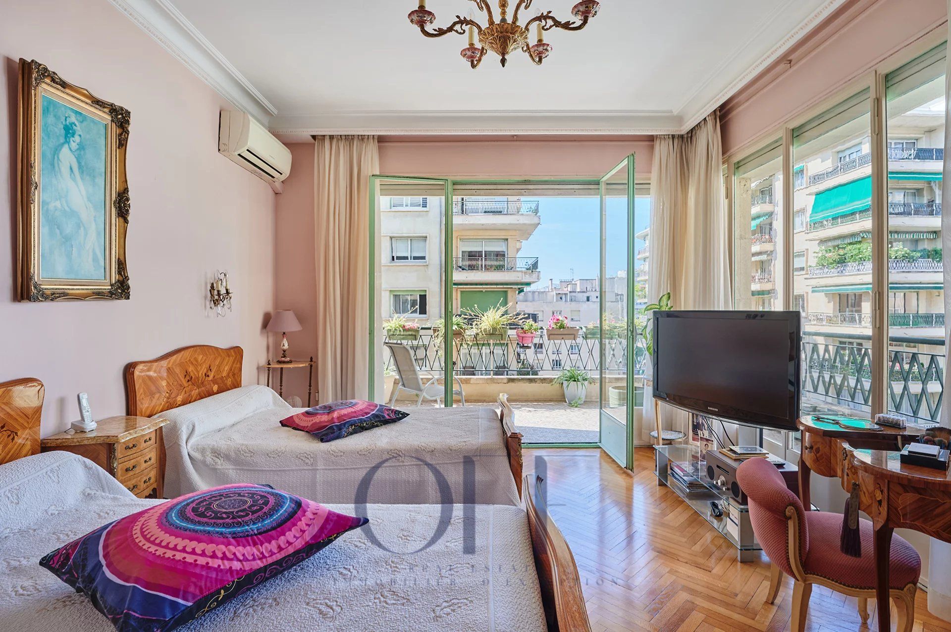 Кондоминиум в Marseille 8ème, Bouches-du-Rhône 12665804