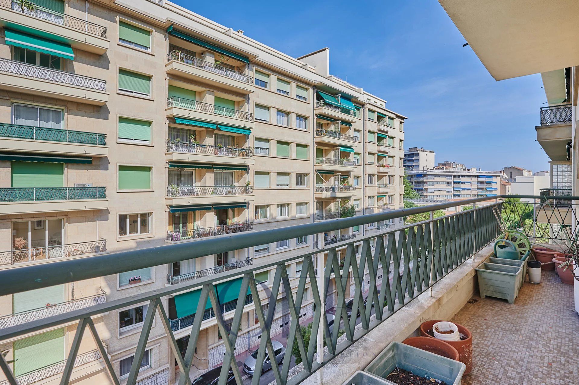 Кондоминиум в Marseille 8ème, Bouches-du-Rhône 12665804