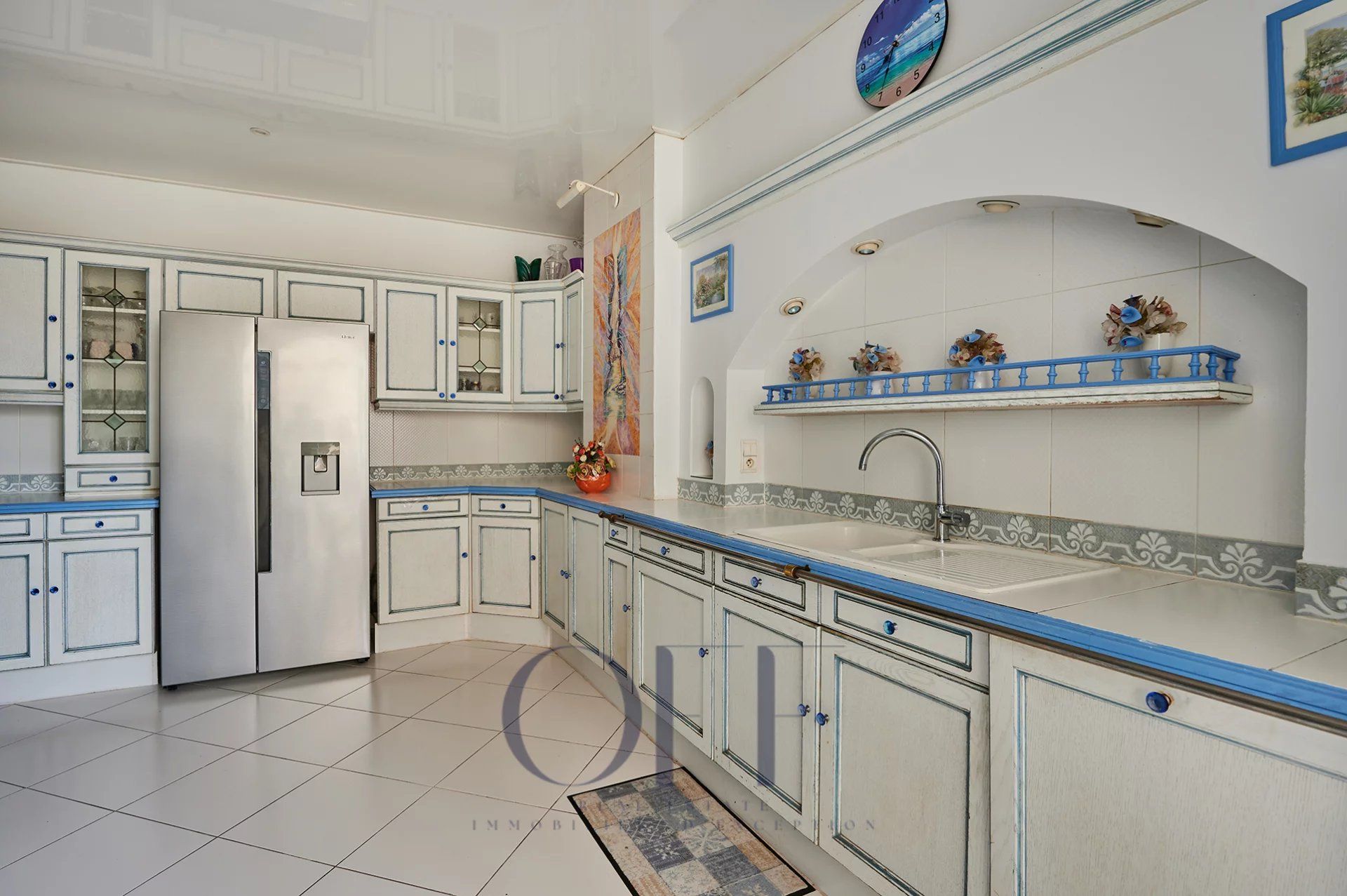 Кондоминиум в Marseille 8ème, Bouches-du-Rhône 12665804