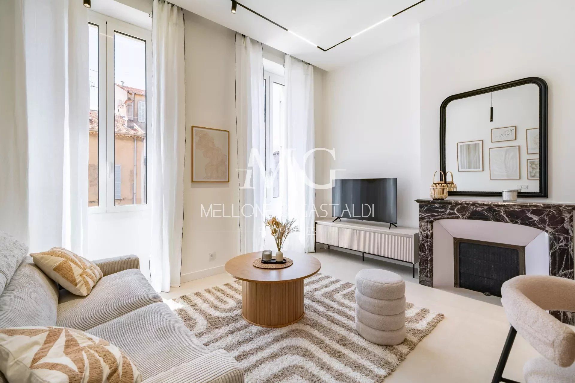 Condominium dans Cannes, Provence-Alpes-Côte d'Azur 12665872