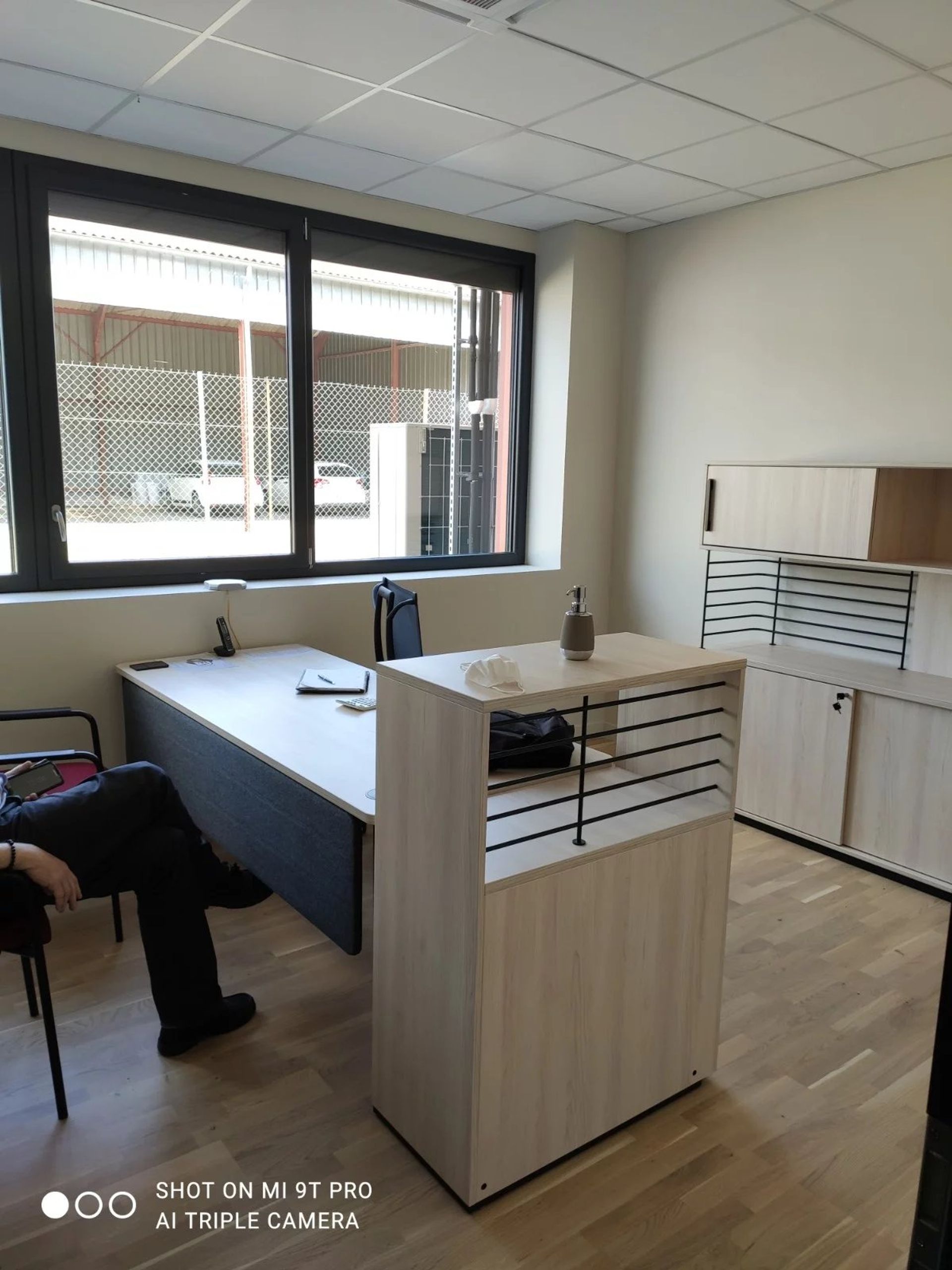 Kantor di Bourg-en-Bresse, Ain 12666115