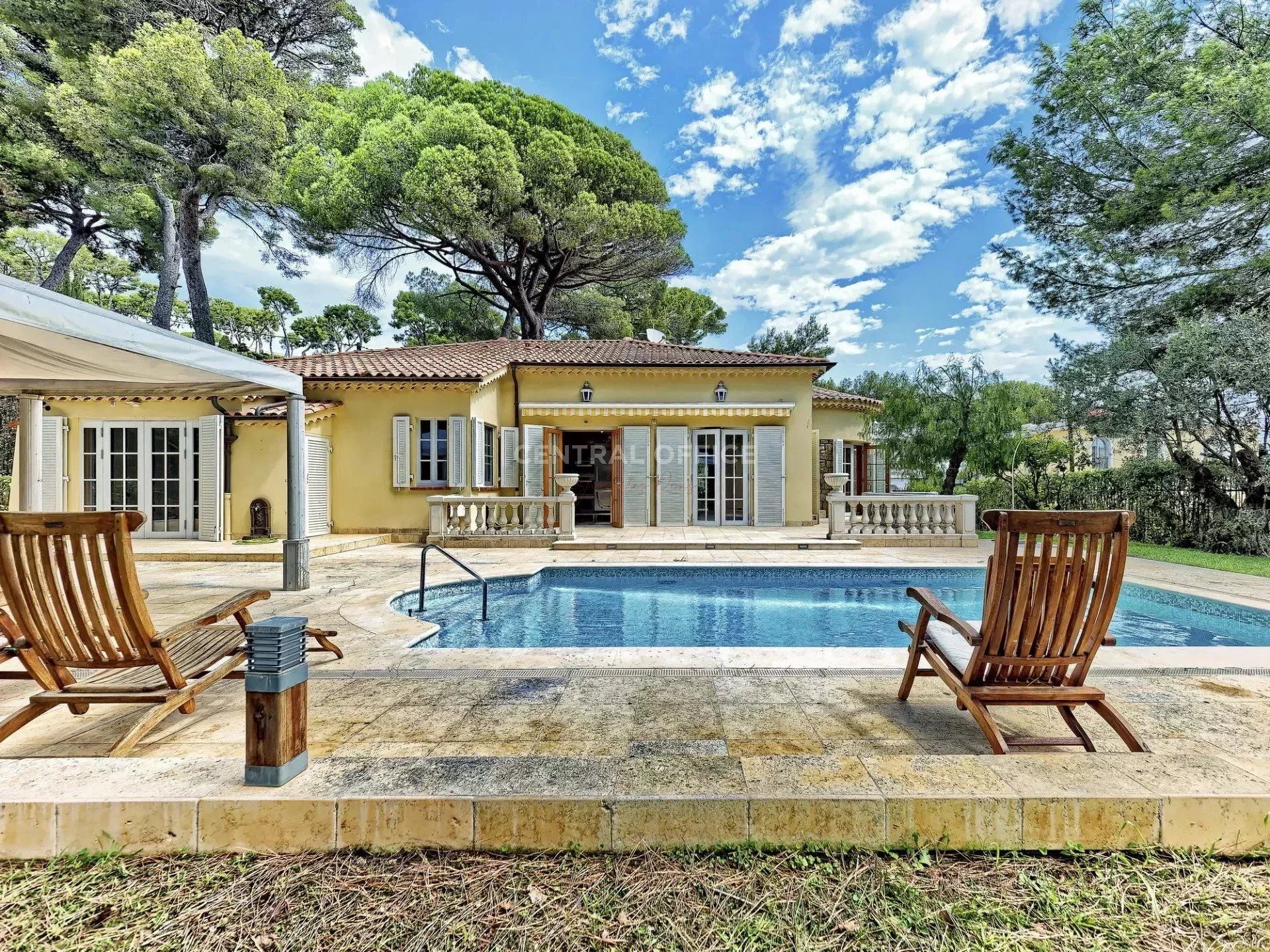 Rumah di Antibes, Alpes-Maritimes 12666146