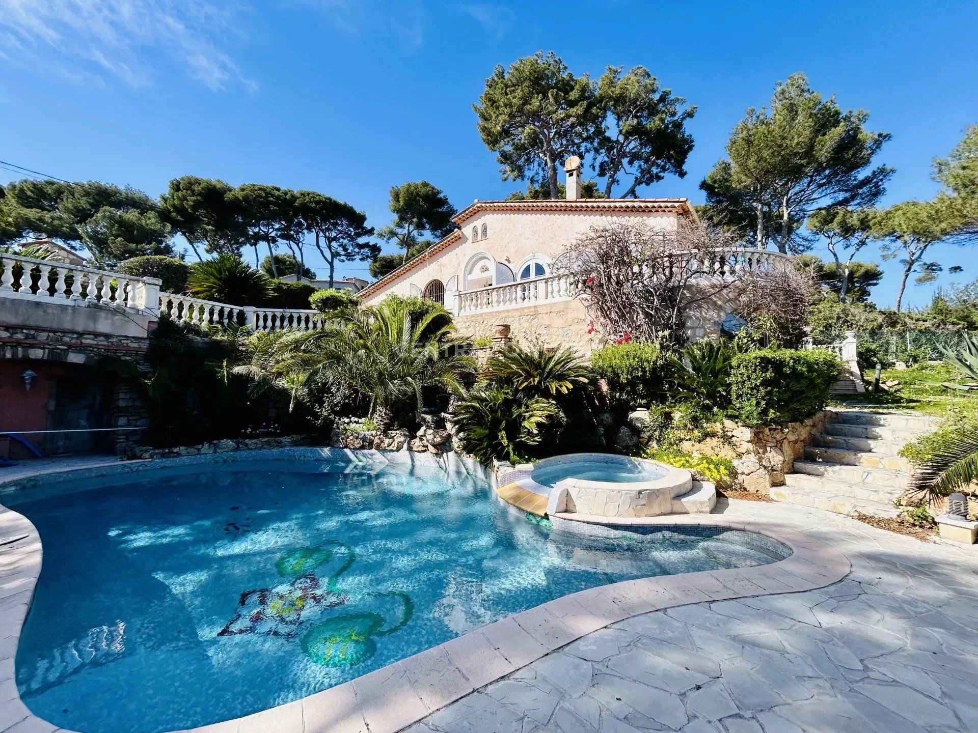 residencial no Antibes, Alpes-Maritimes 12666153