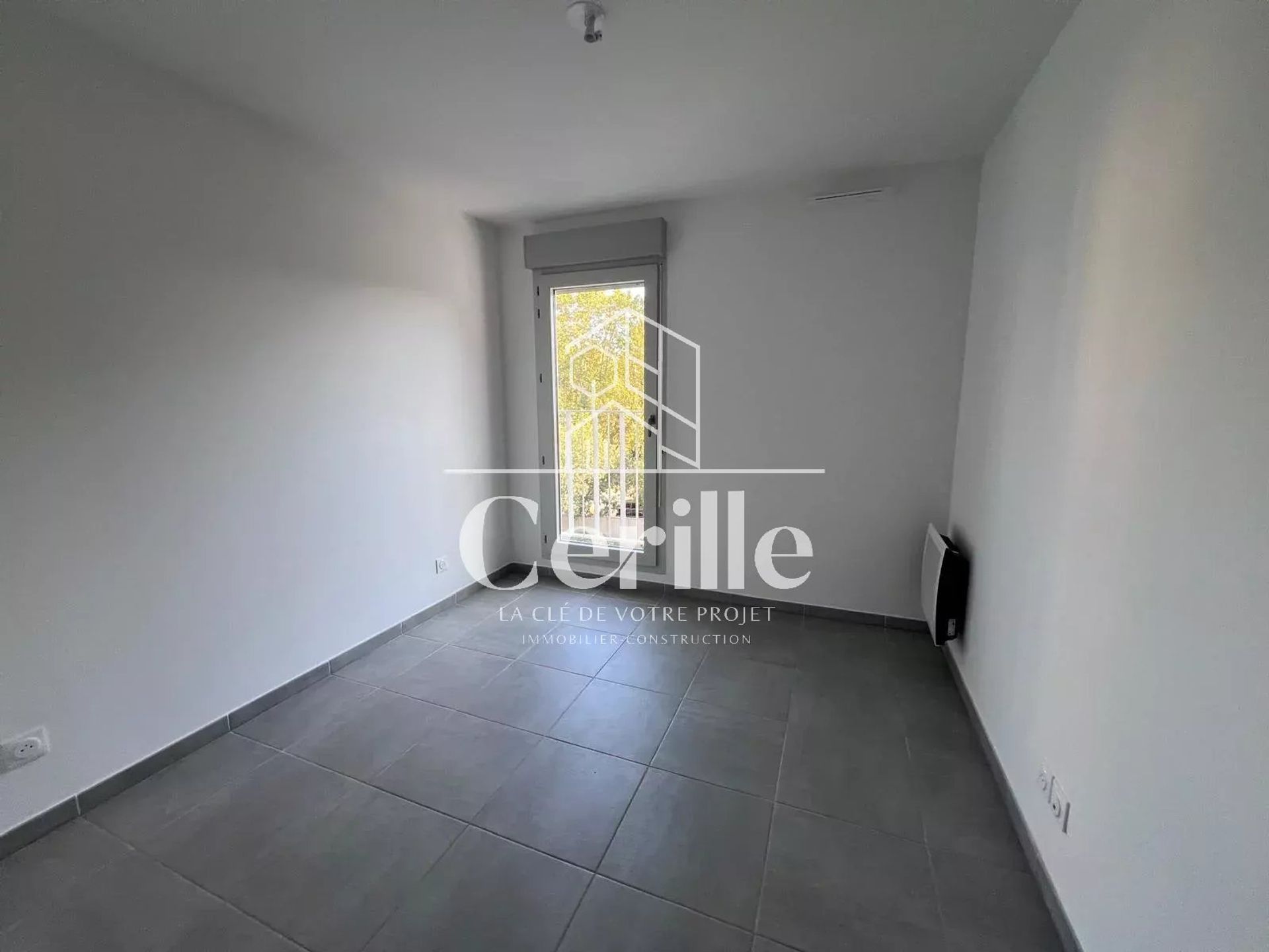 Osakehuoneisto sisään Marseille 9ème, Bouches-du-Rhône 12667567