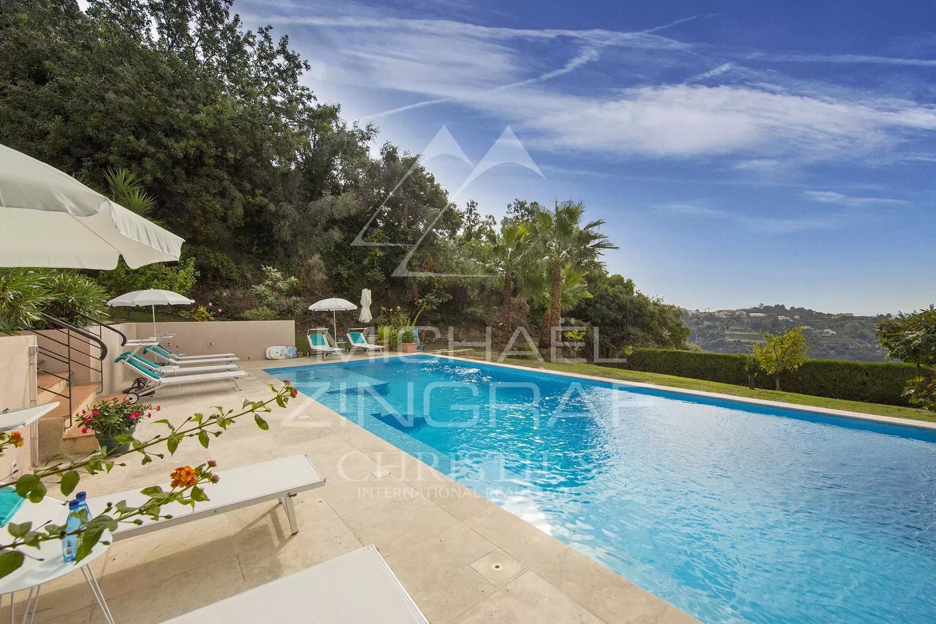 casa no Saint-Isidore, Provence-Alpes-Cote d'Azur 12667594