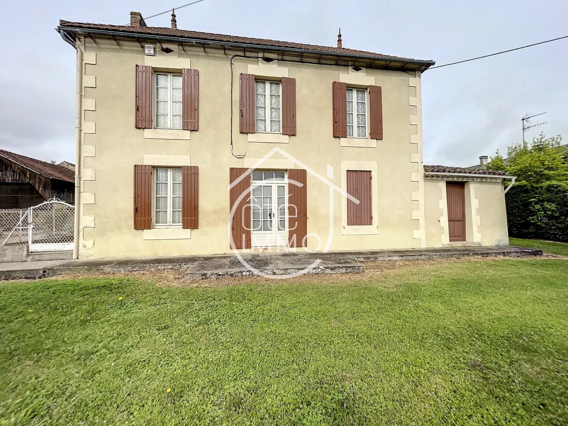 Residentieel in Ligueux, Gironde 12667679