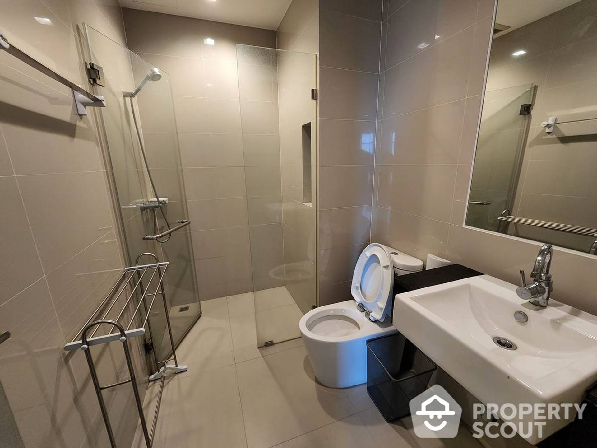 Condominium in , Krung Thep Maha Nakhon 12668260