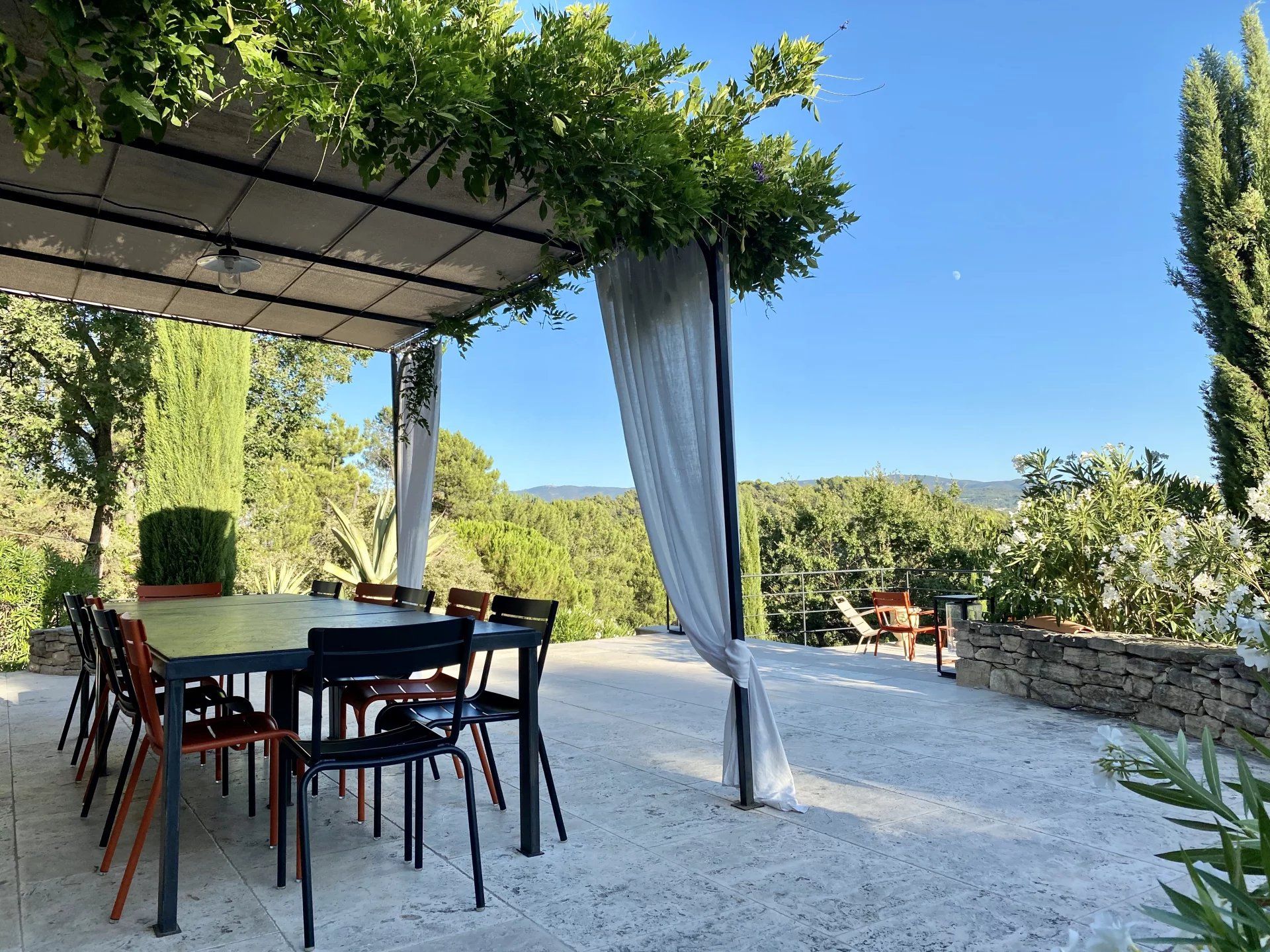 Huis in Roussillon, Vaucluse 12668503