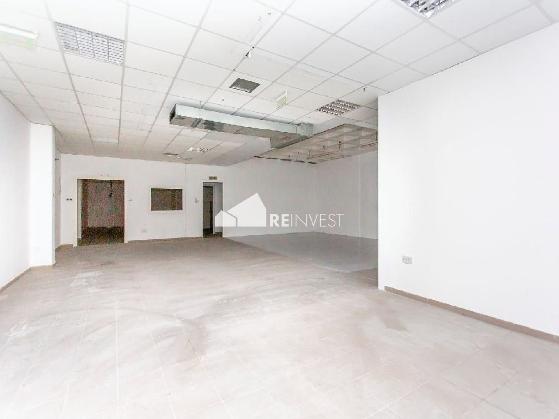 Jälleenmyynti sisään Limassol, Limassol 12668667