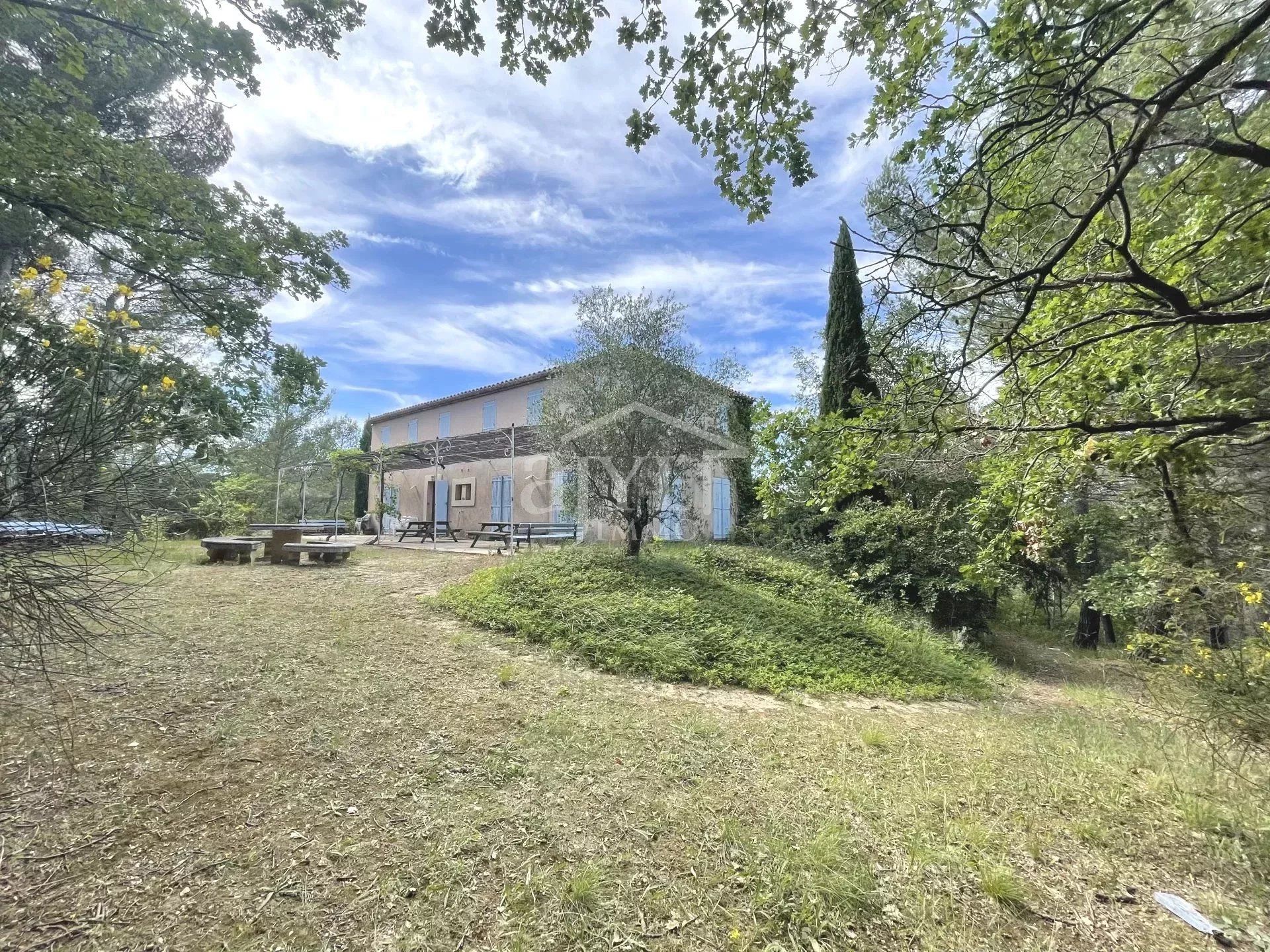 Plusieurs maisons dans Rognes, Bouches-du-Rhône 12669288