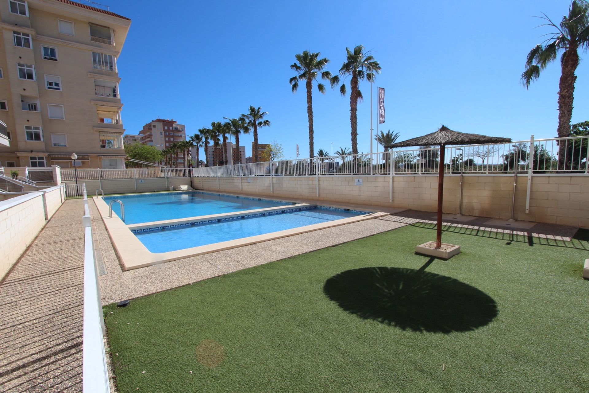 Condominio en Guardamar del Segura, Valencia 12669446