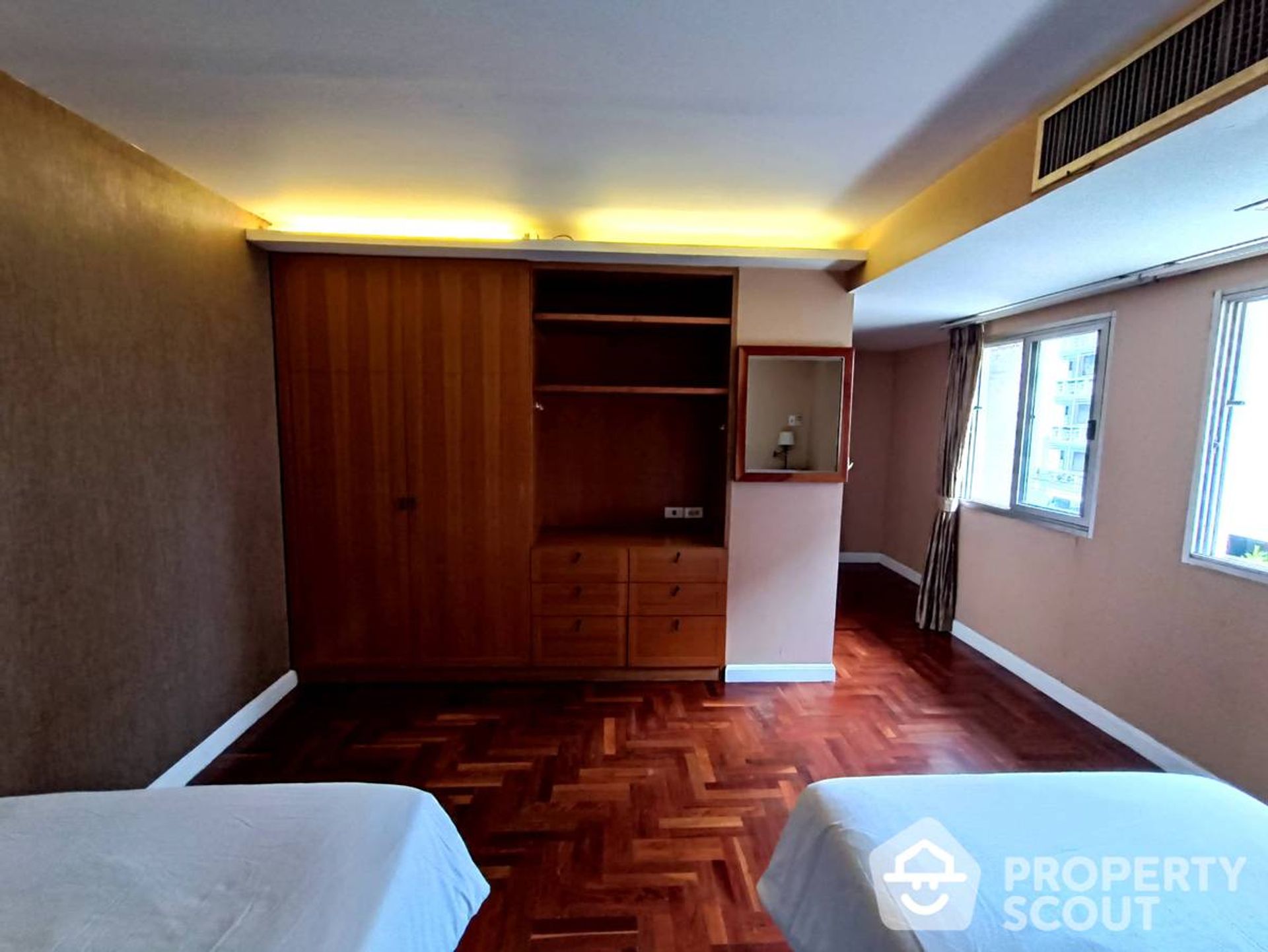 Condominium in , Krung Thep Maha Nakhon 12670057