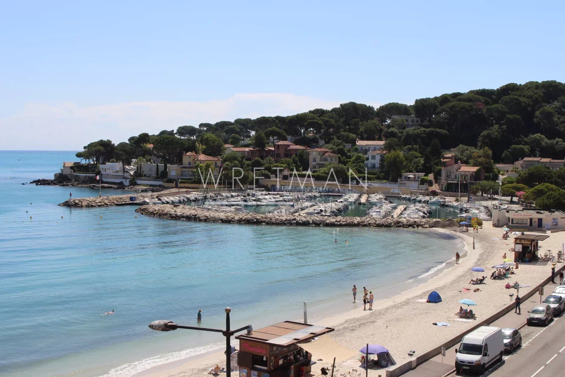 公寓 在 Antibes, Alpes-Maritimes 12671637